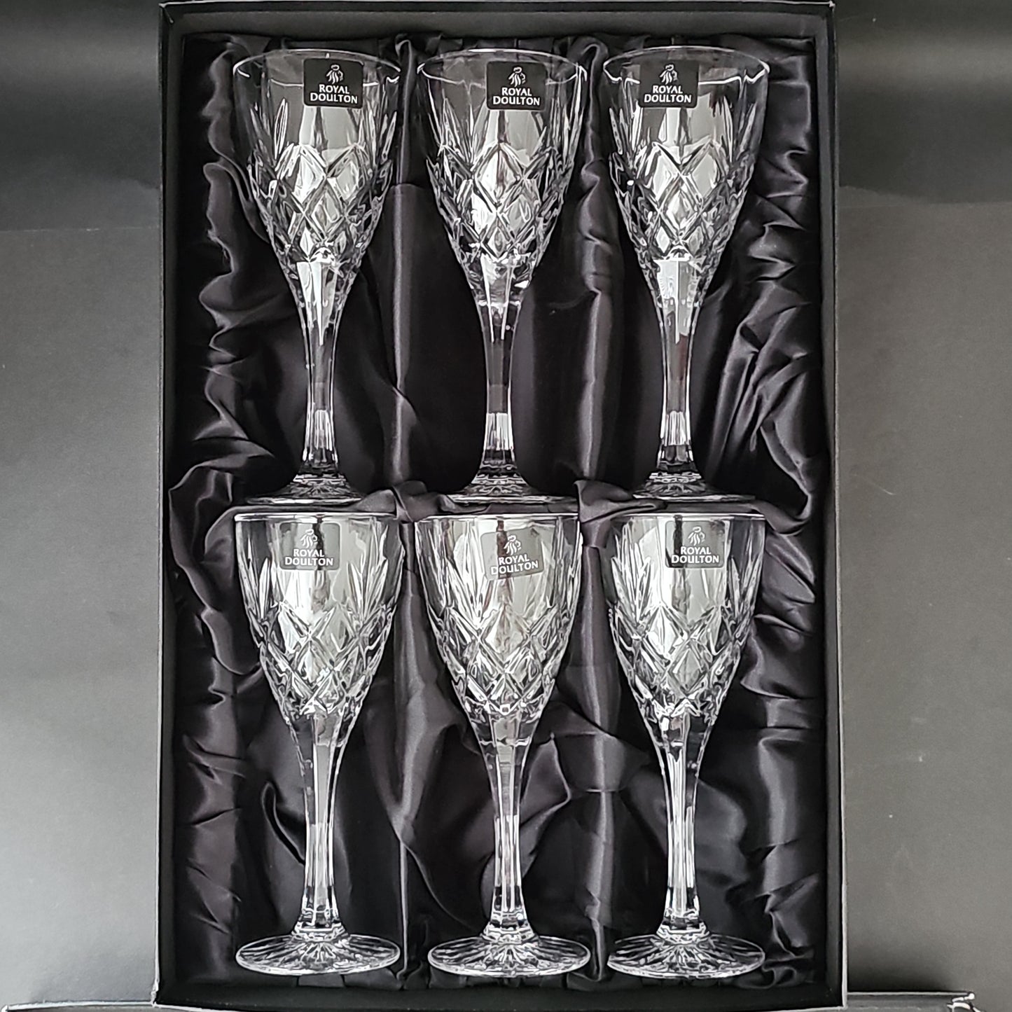 Royal Doulton Canterbury Pattern wine glasses, set of 6 Boxed. 175ml