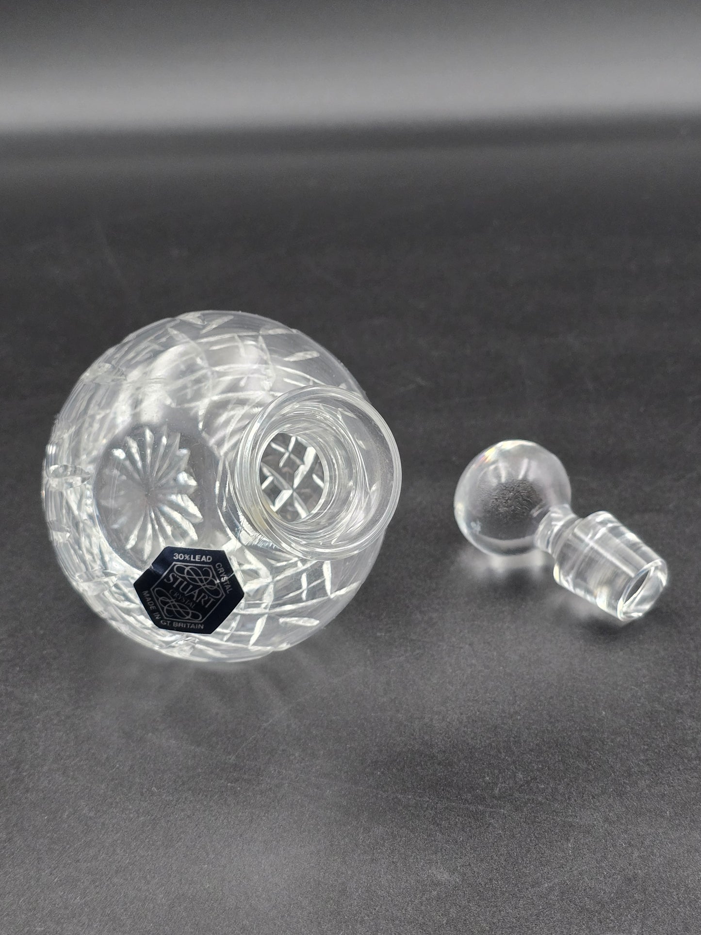 Stuart Crystal Shaftesbury Pattern Perfume scent bottle