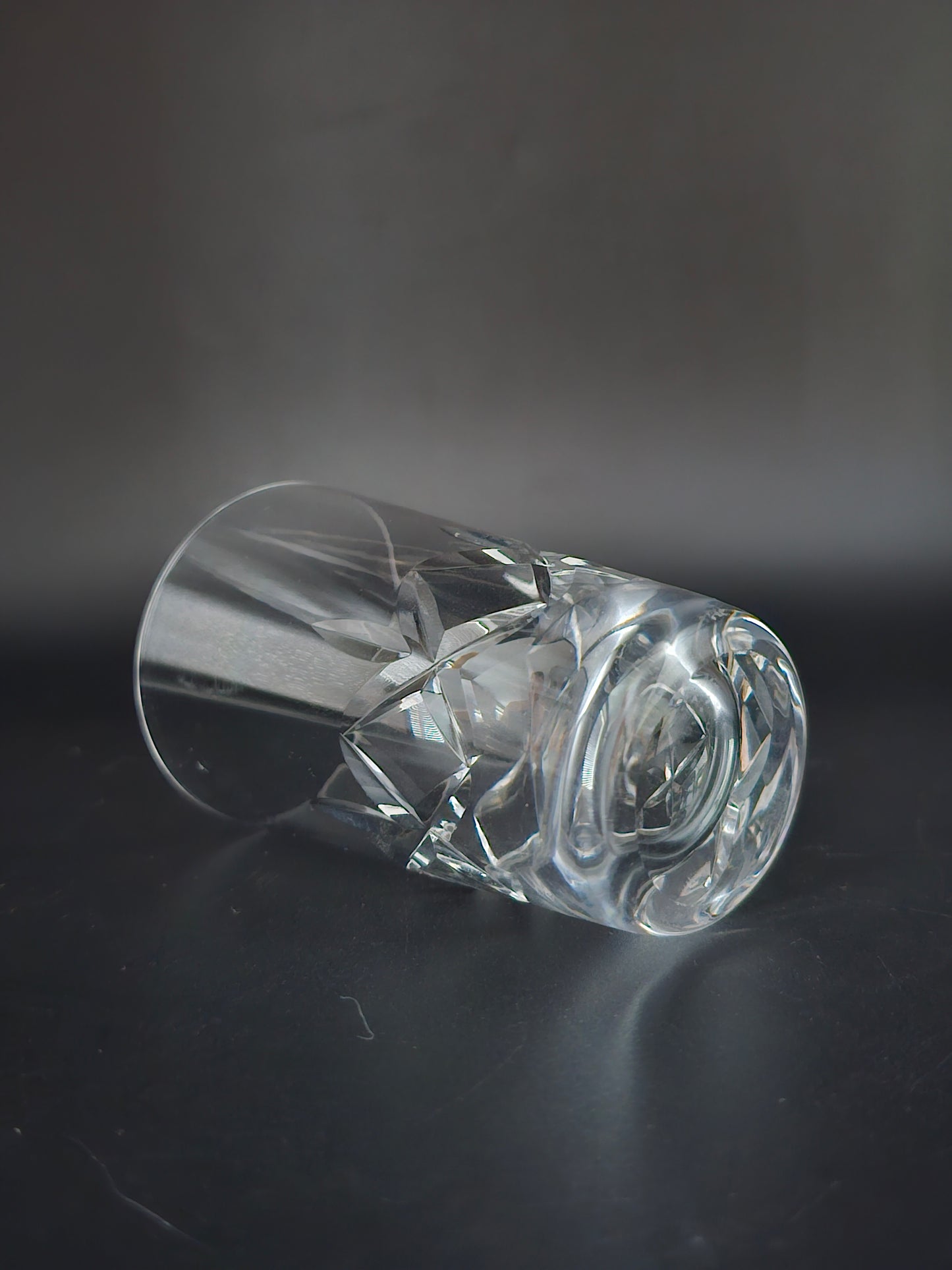 Set of 4 Stuart Crystal Glengarry Pattern Liquer glasses. Ideal for Baileys. 150ml.