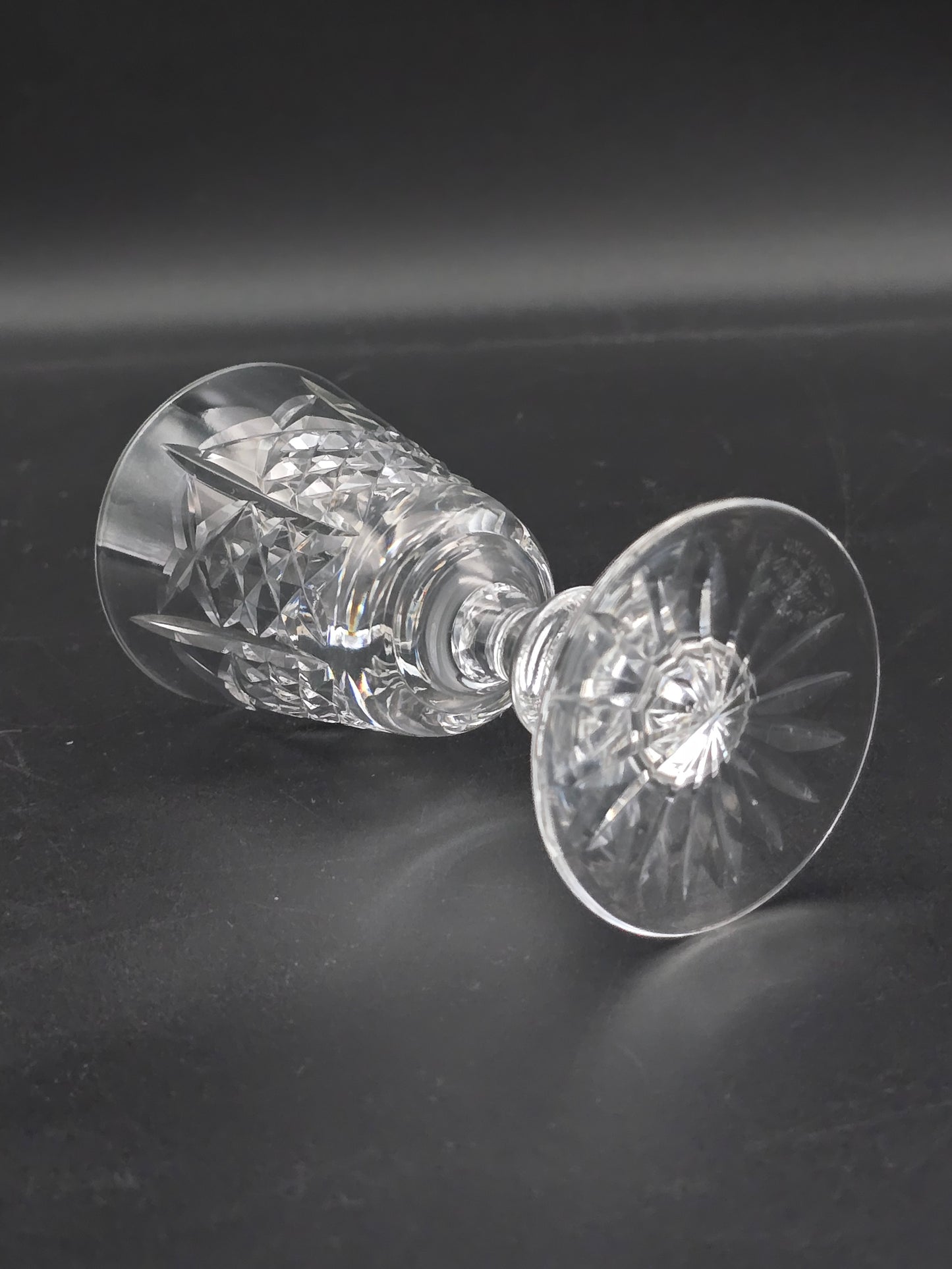 Set of 4 Edinburgh Crystal Highland pattern Crystal sherry or liqueur glasses 75ml. 11.5cm tall
