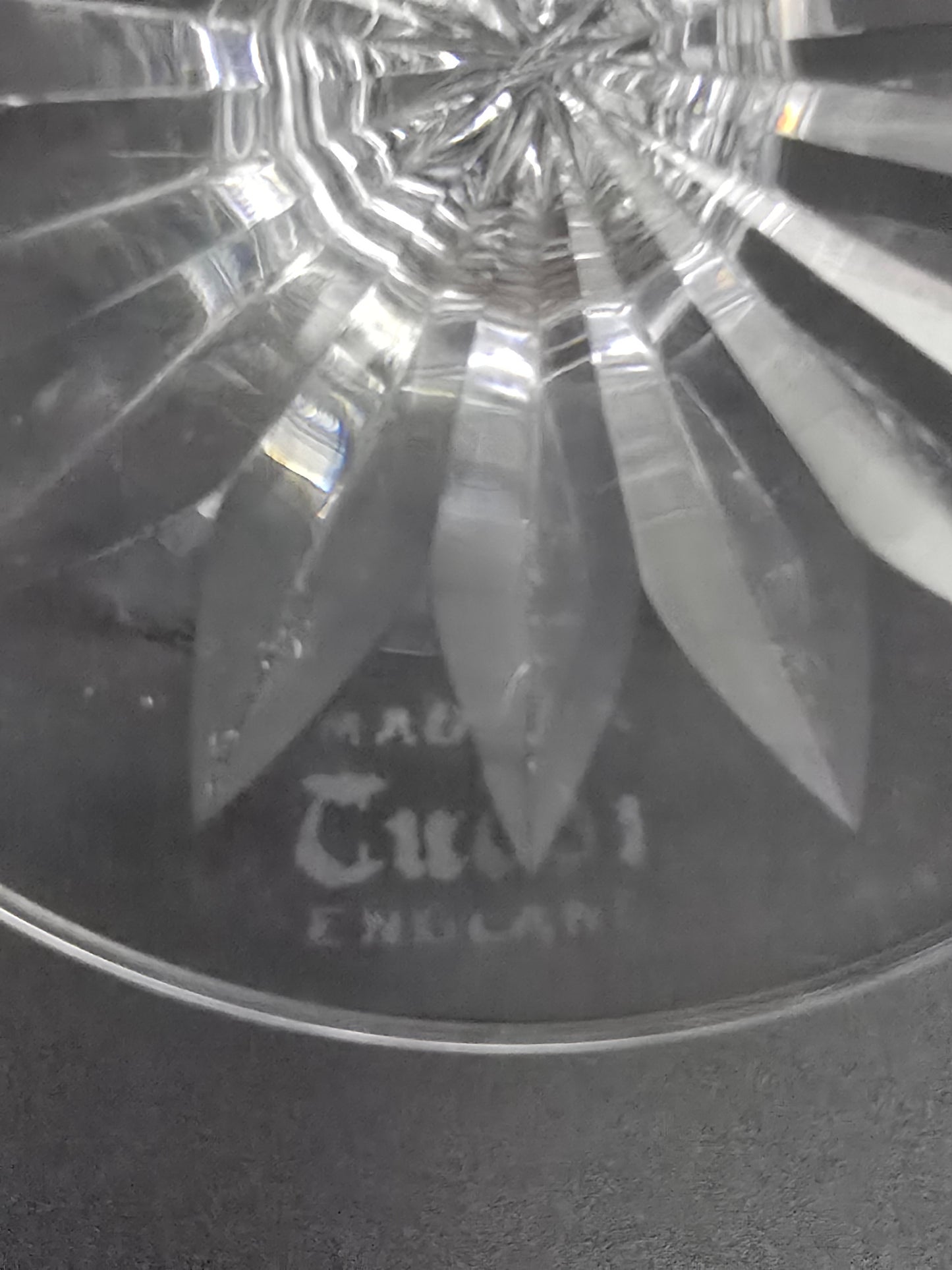 Set of 6 Tudor English Crystal Raleigh Pattern Small wine, or Liqueur Glasses 110ml