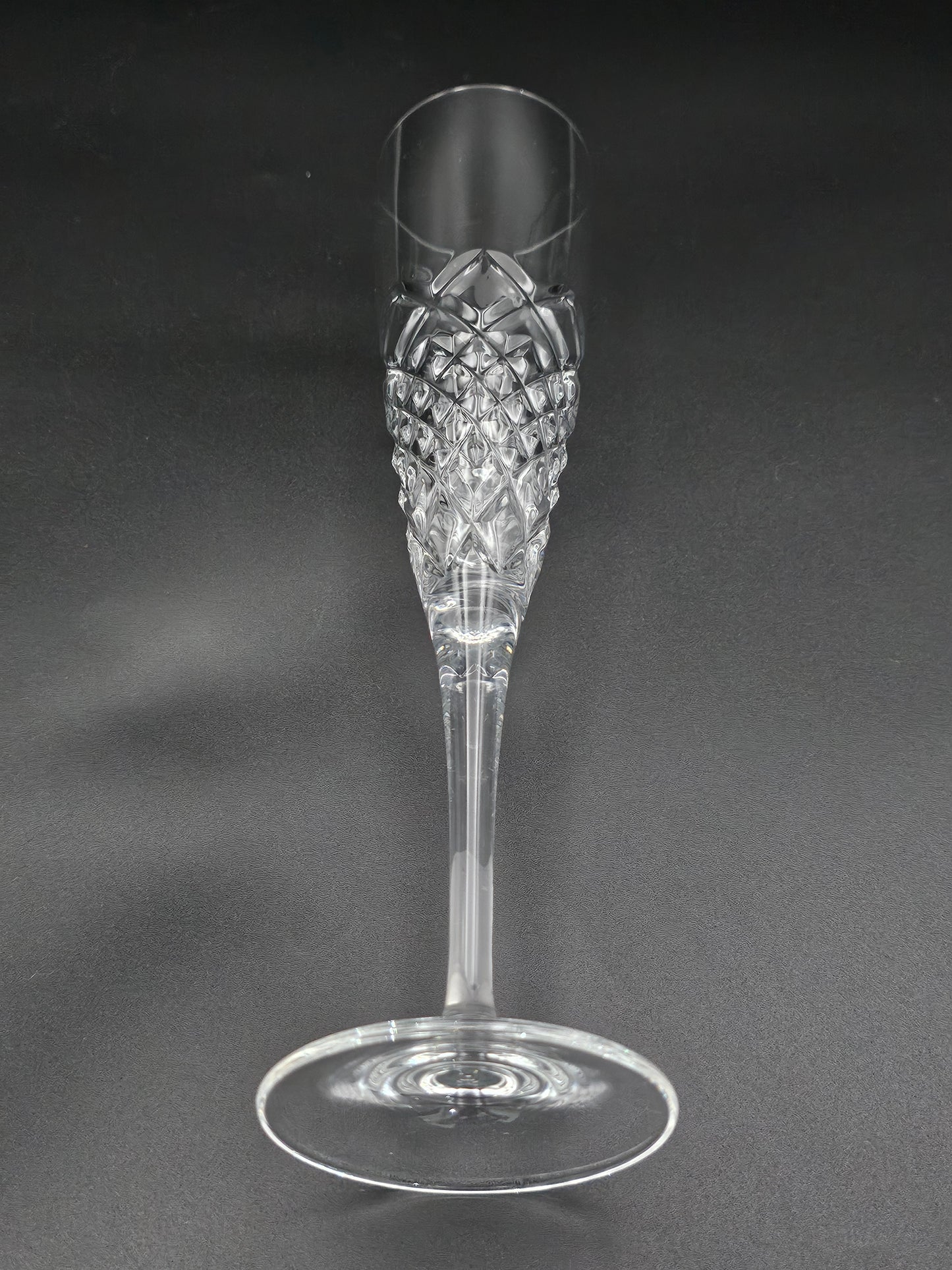 Royal Doulton Ciayle Pattern set of 4 Crystal Champagne Flutes. Boxed. 26cm Tall
