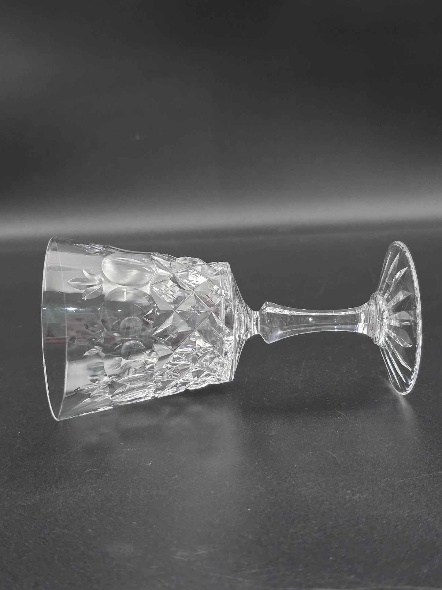 Set of 6 Fine, Hand Cut Crystal Wine Glasses, 175ml Boxed. Brierglass,English.