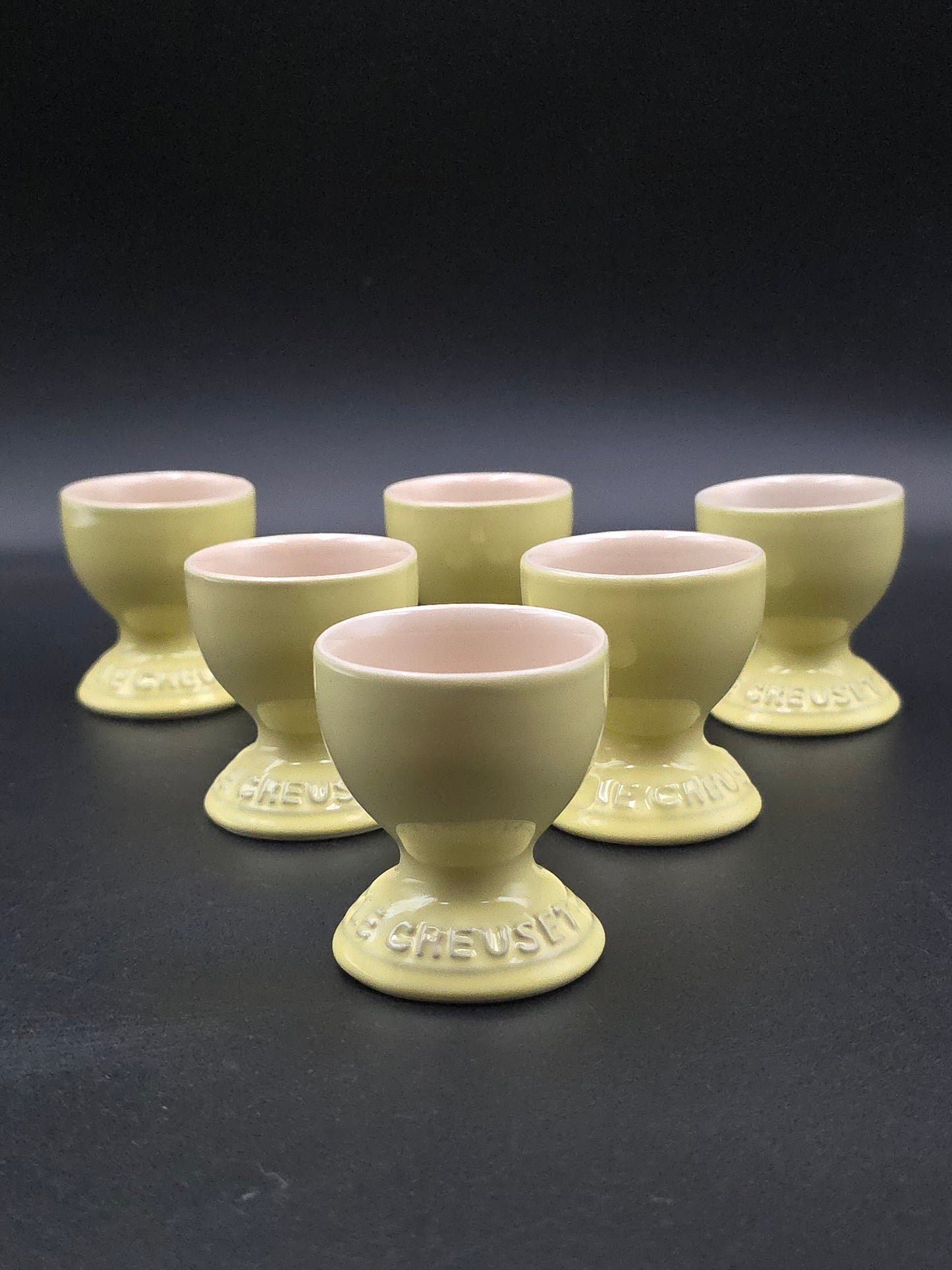 Set of 6 Le Creuset Elysees Yellow Egg Cups – Brand New in Box, Unused.
