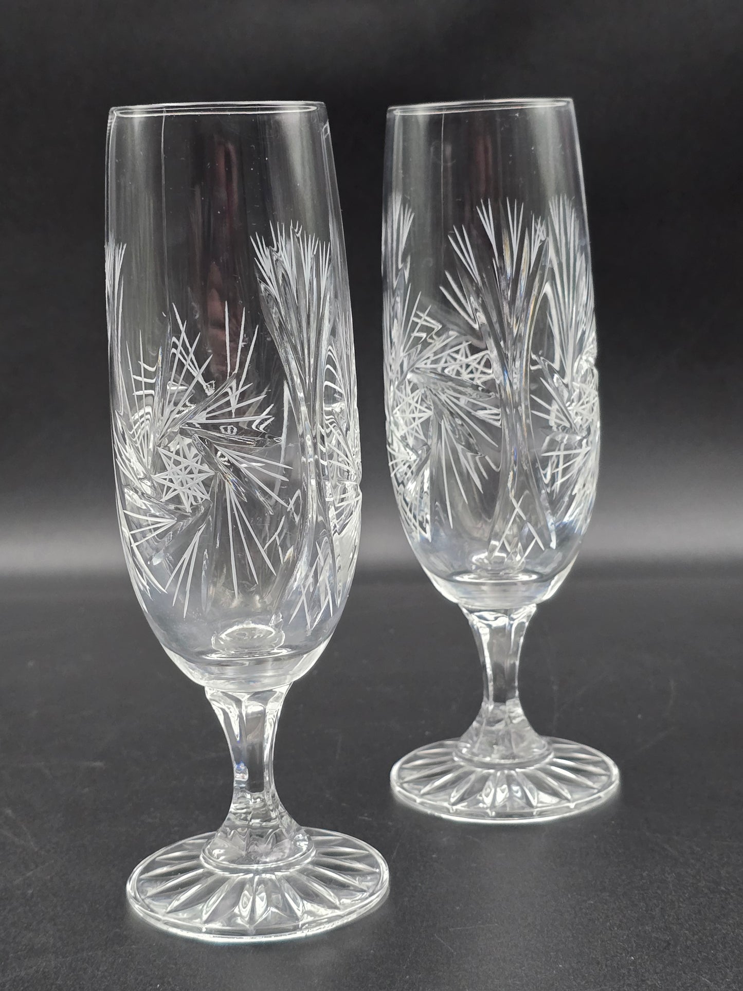 Pair of American Cut Pinwheel pattern fluted Crystal Champagne flutes. 200ml.