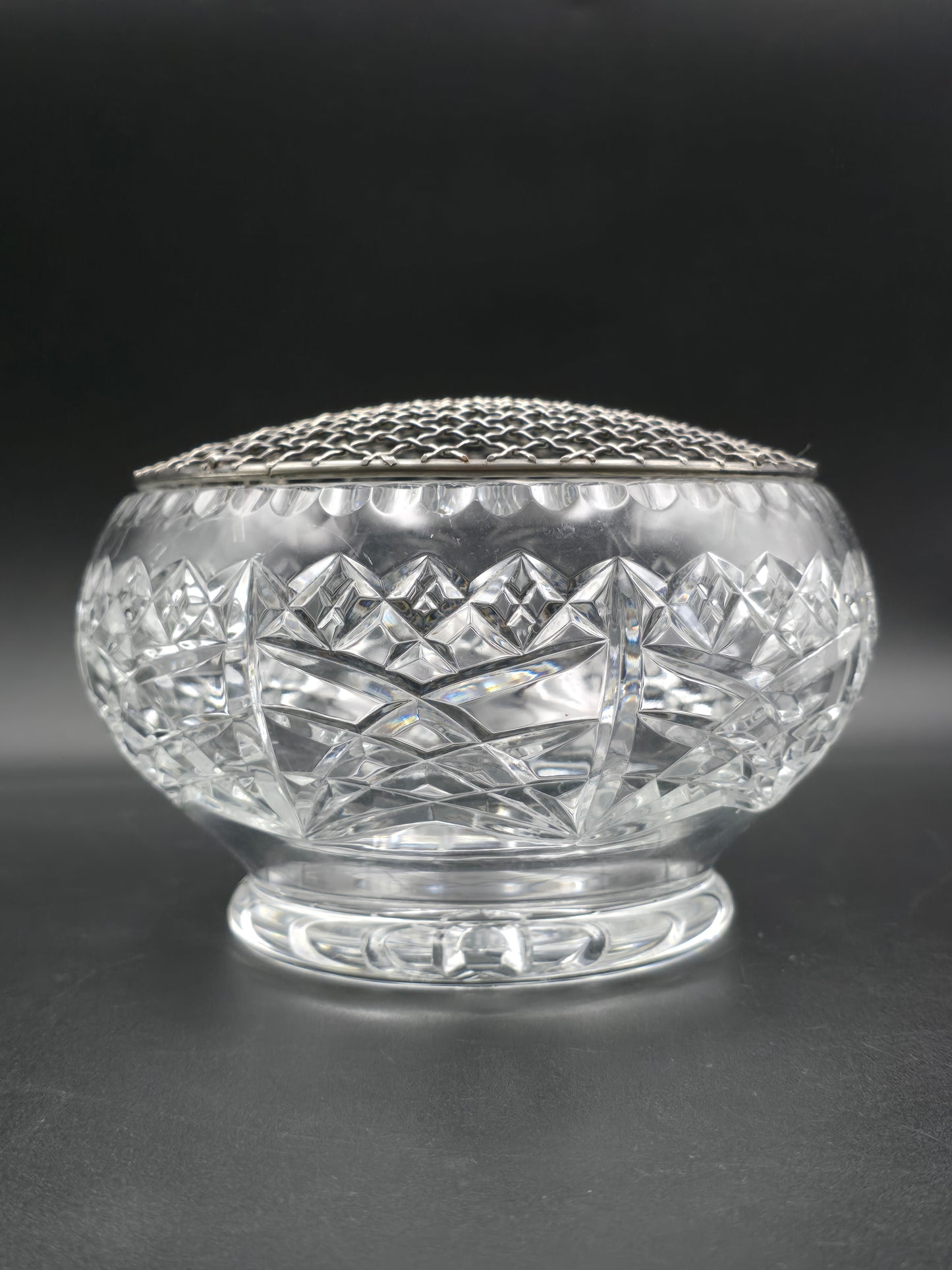 Vintage Lead Crystal Rose Bowl – 17.5cm Star Cut Base & Cross Pattern – Medium Table Centrepiece Vase