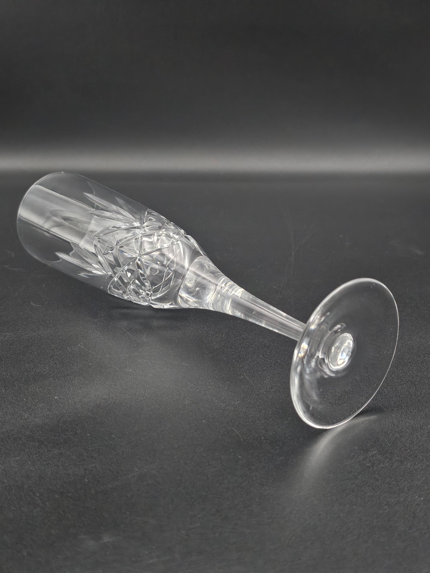5 Crystal Champagne Flutes 22.5cm tall 150ml