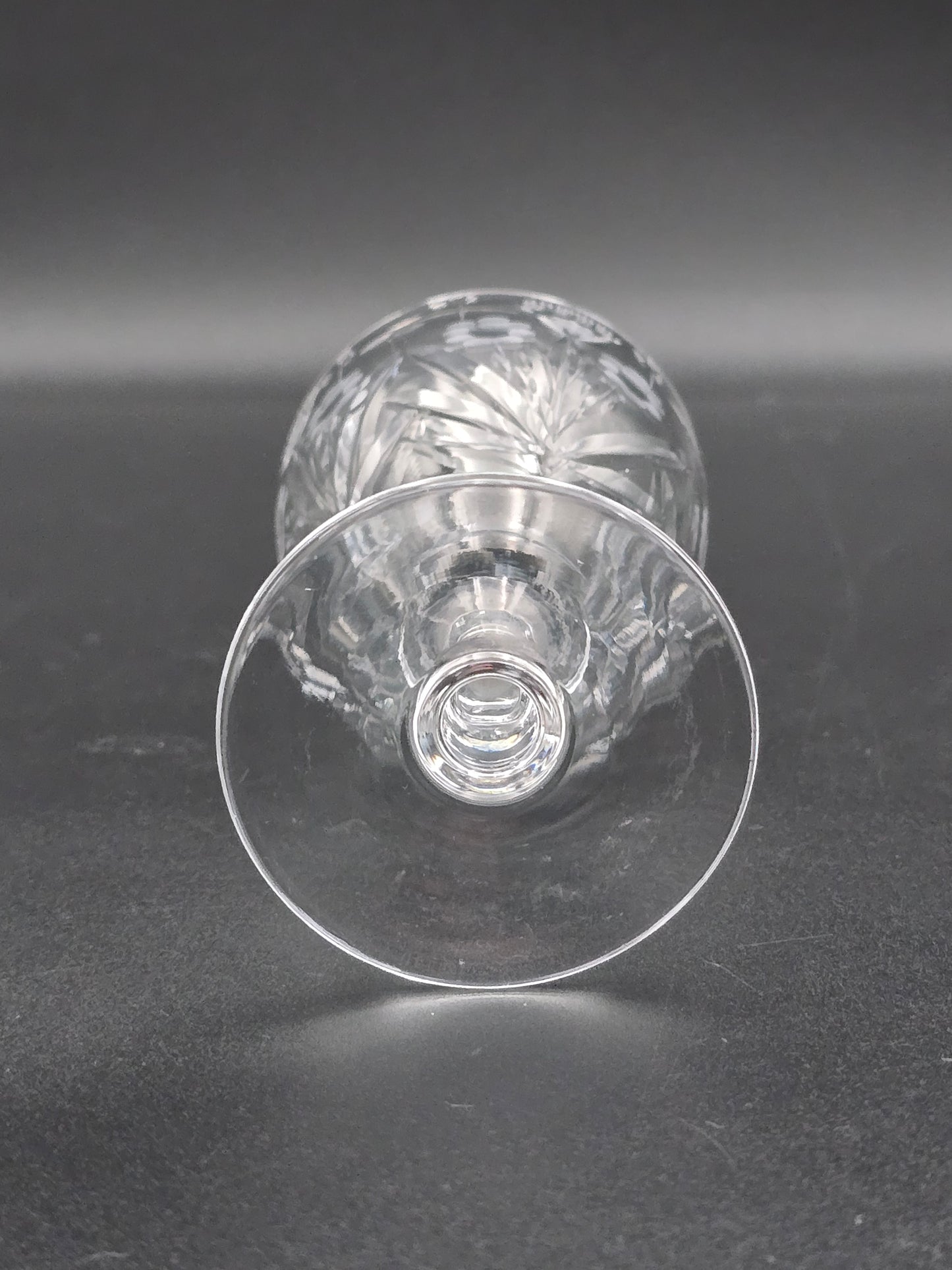 Set of 4 Edinburgh Crystal Liqueur glasses. 100ml