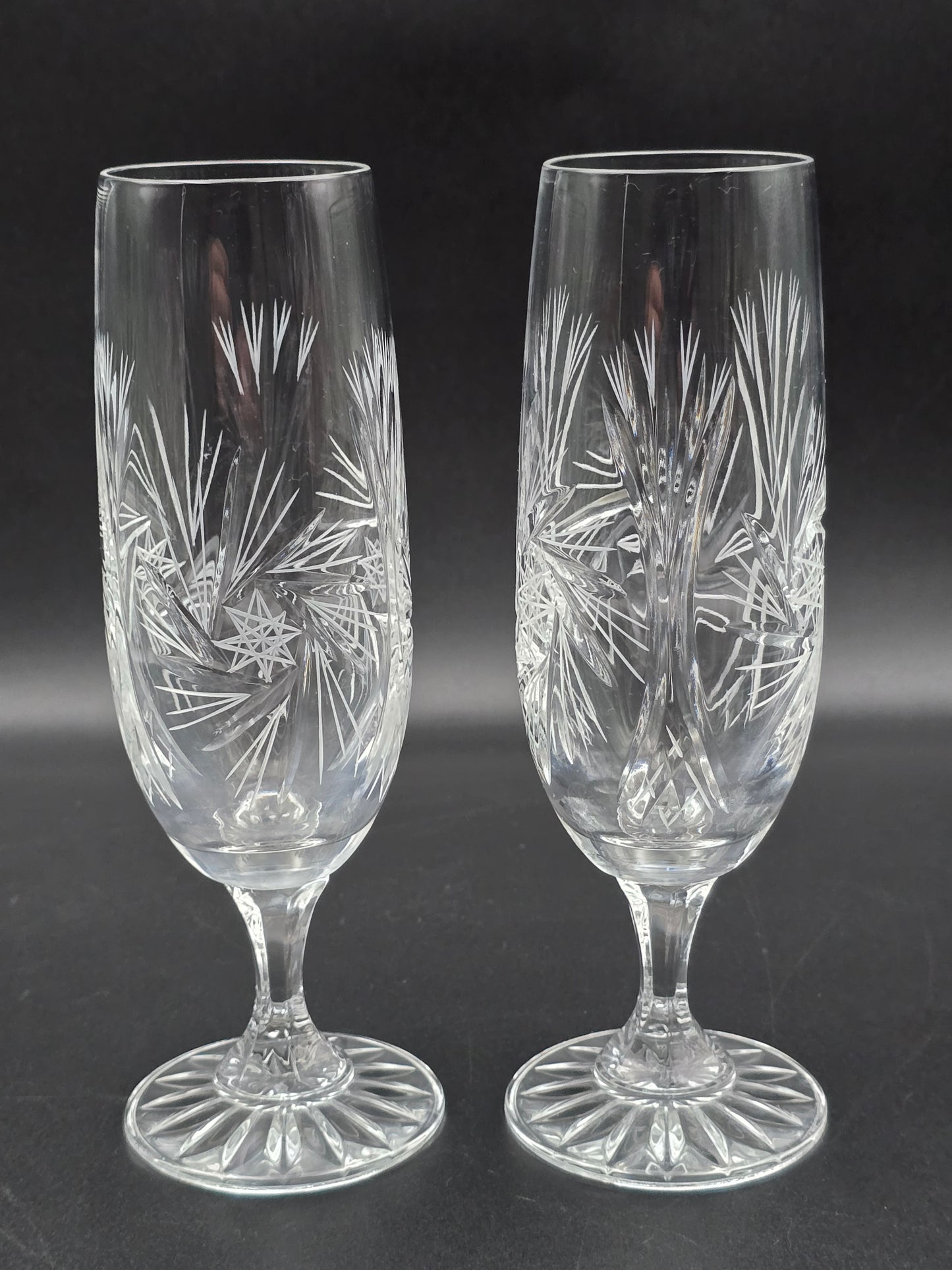 Pair of American Cut Pinwheel pattern fluted Crystal Champagne flutes. 200ml.