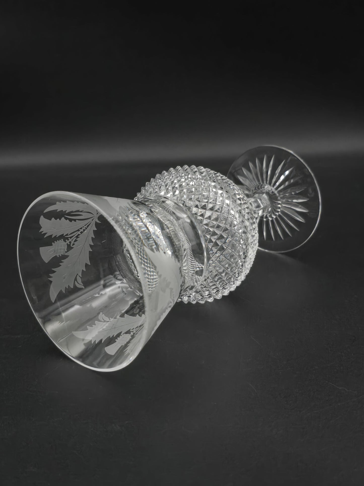 Set of 4 Large Edinburgh Crystal Thistle Crystal wine glasses 275ml 16.5cm tall