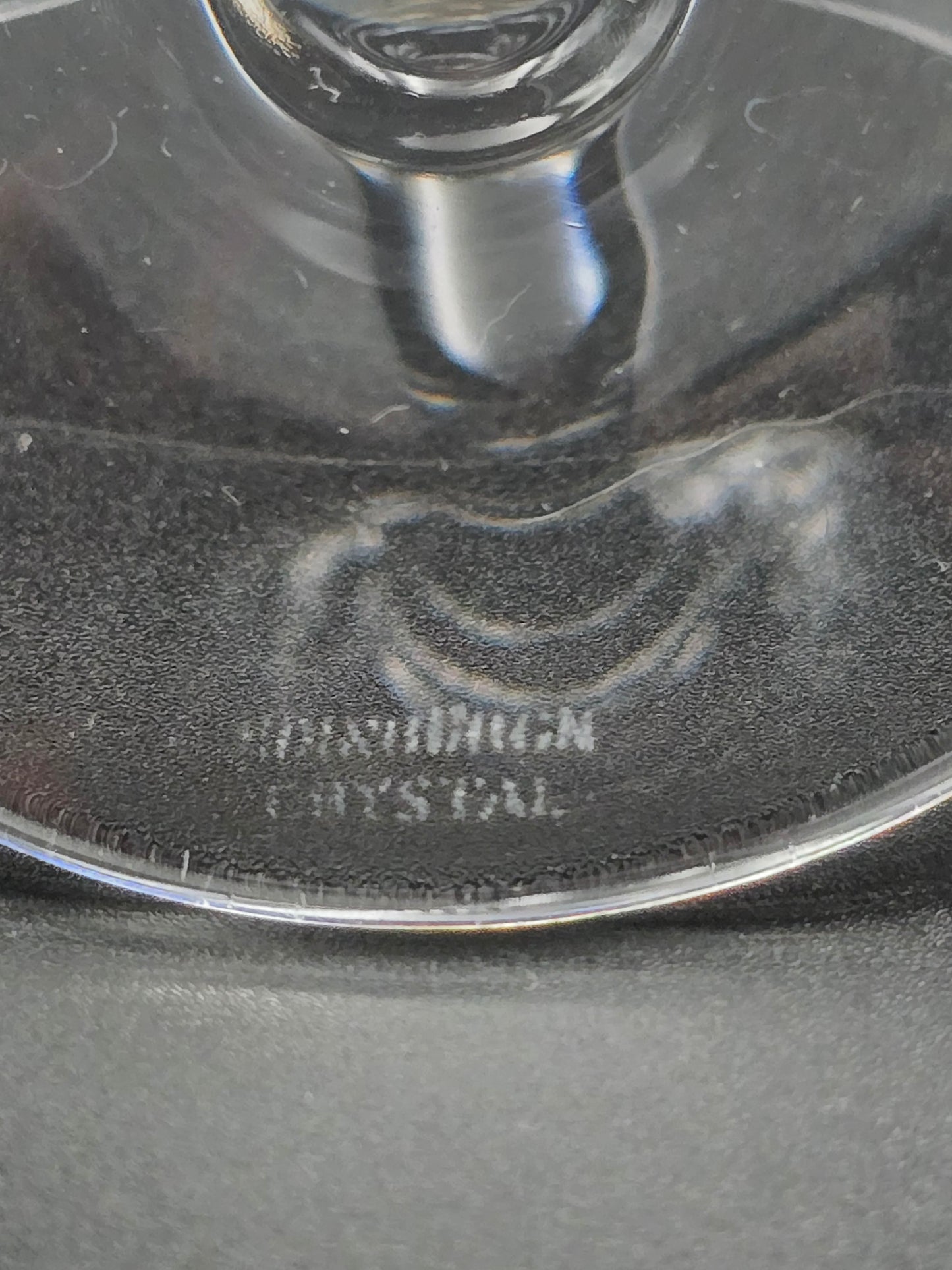 Set of 6 Edinburgh Crystal Portee Pattern wine glasses. 230ml 20cm