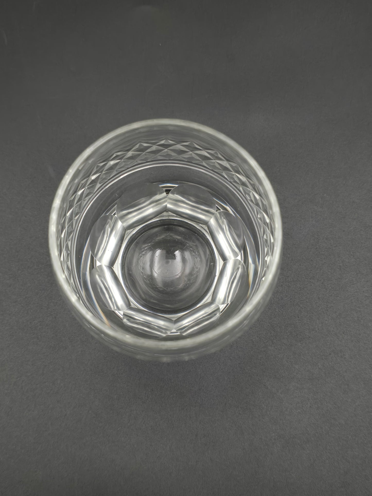 Set of 6 Cut glass Tumblers, ideal for Gin & Tonic, Whisky or Vodka