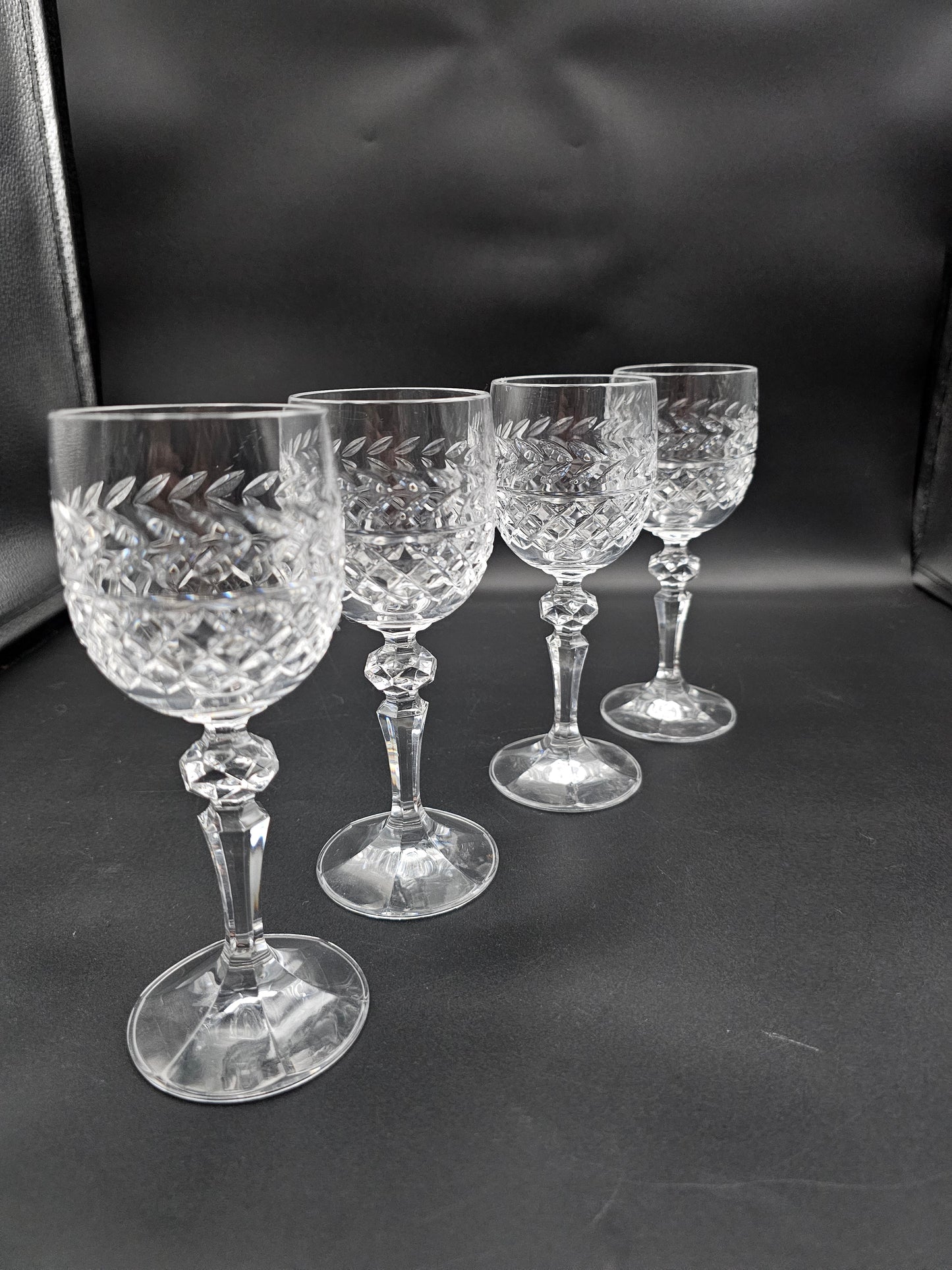 Set of 4 small vintage Crystal wine glasses 150ml