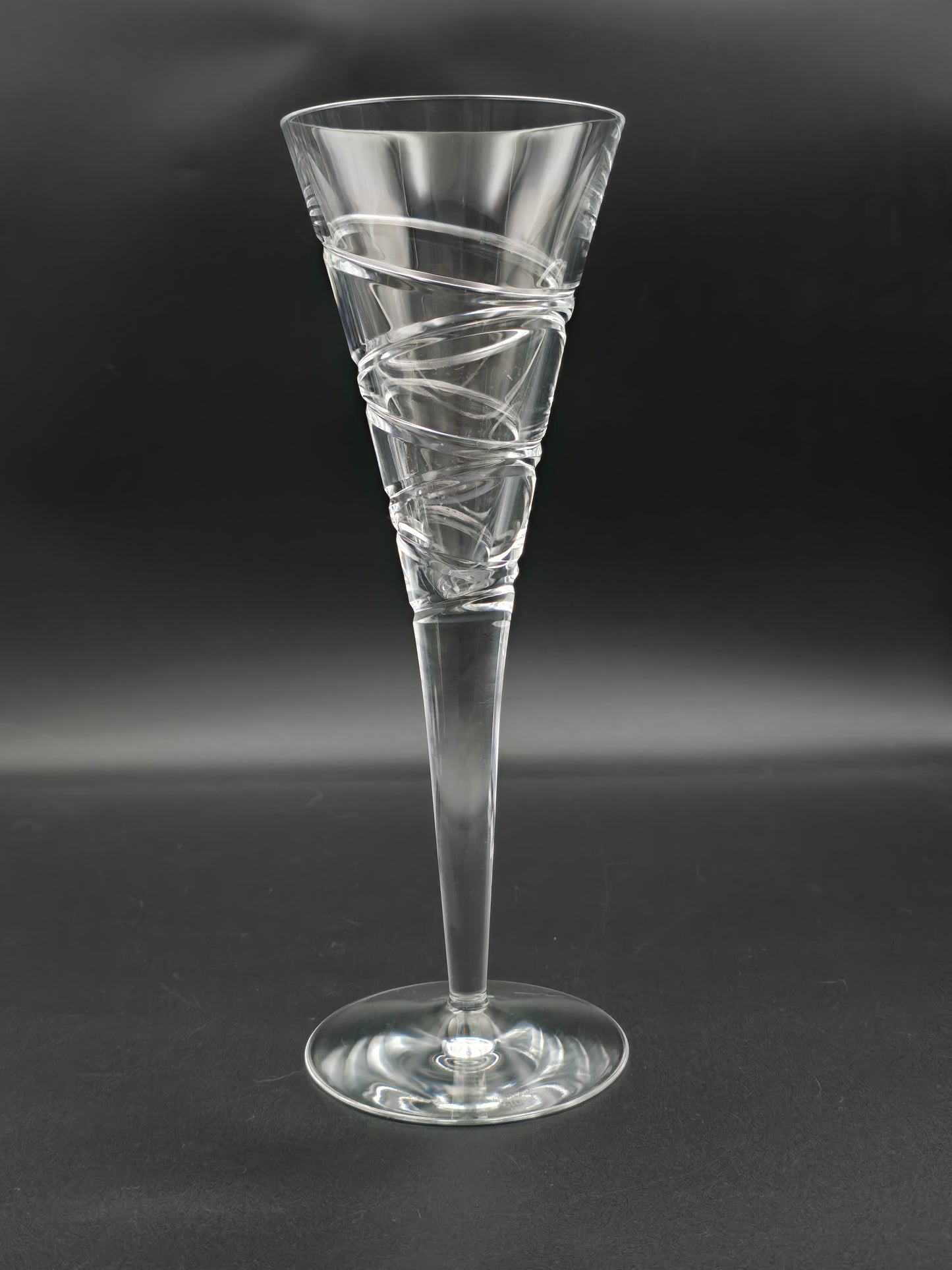 Full set of 6 Stuart Crystal Jasper Conran Large Champagne Trumpet flutes. 275ml. 26cm tall.