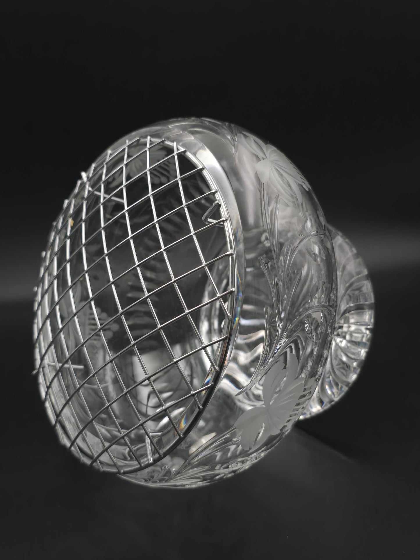 Large Vintage Crystal Footed Rose Bowl – Fuchsia & Fern Cut Design, Star Base, 1.5kg Unmarked, Stuart/Royal Brierley Style