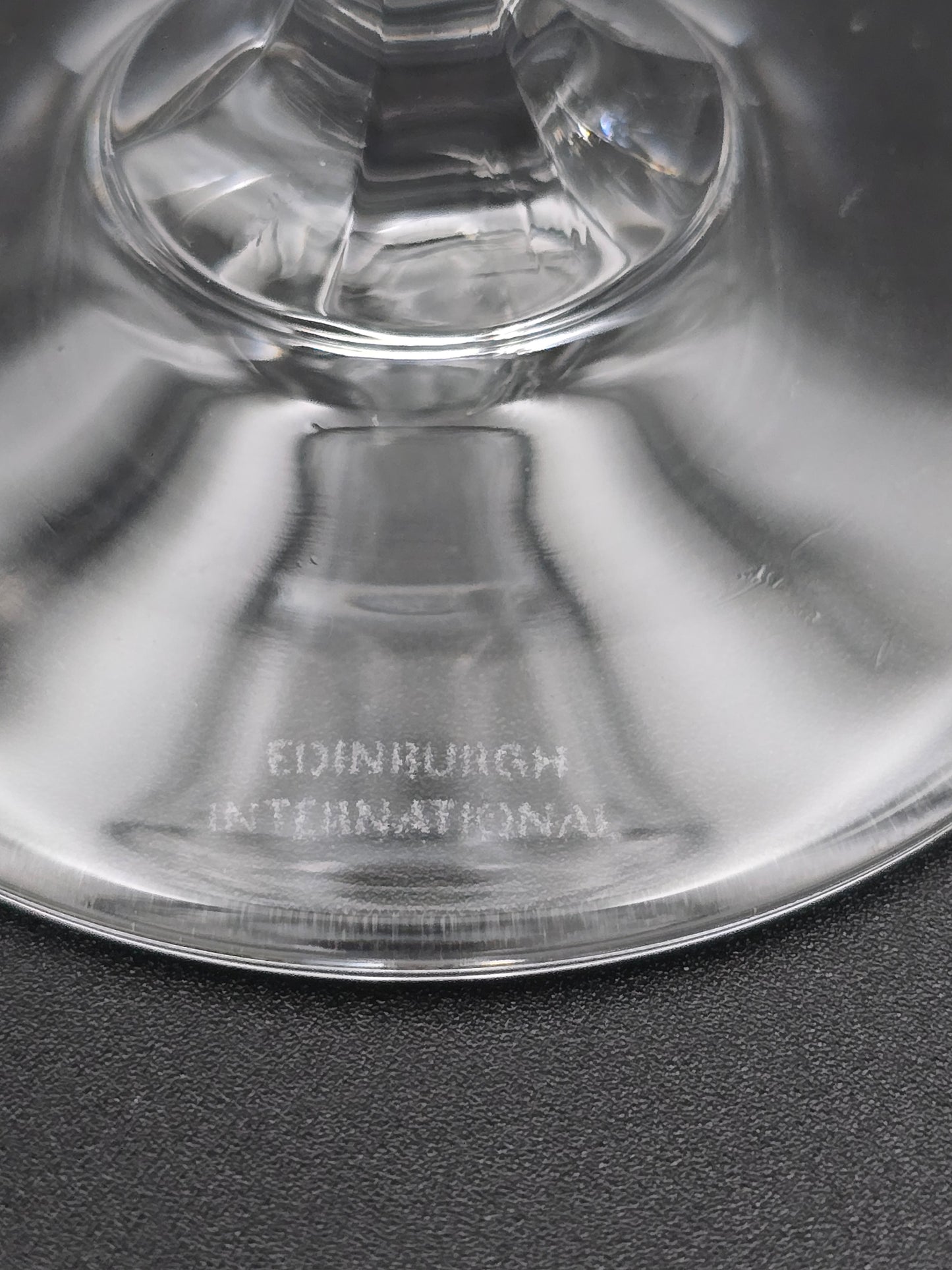 Set of 4 Edinburgh Crystal Wine Glasses 275ml