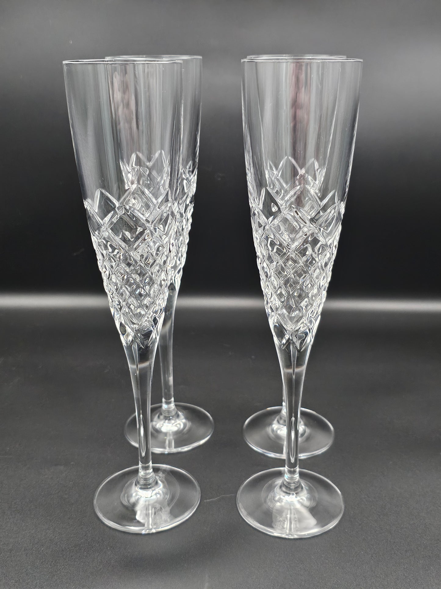 Royal Doulton Ciayle Pattern set of 4 Crystal Champagne Flutes. Boxed. 26cm Tall