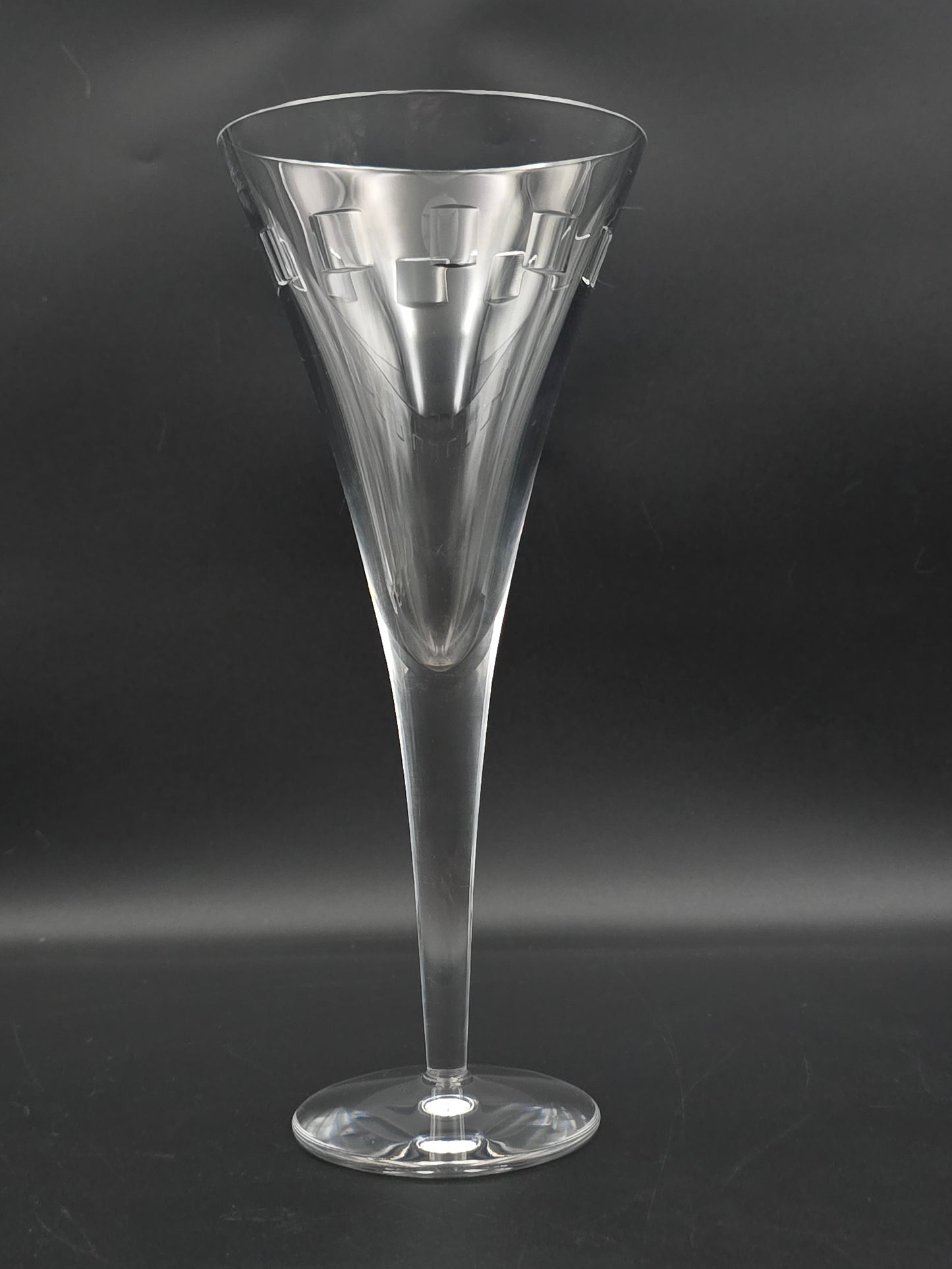 Waterford Crystal Incline Geo Large wine glass. 350ml