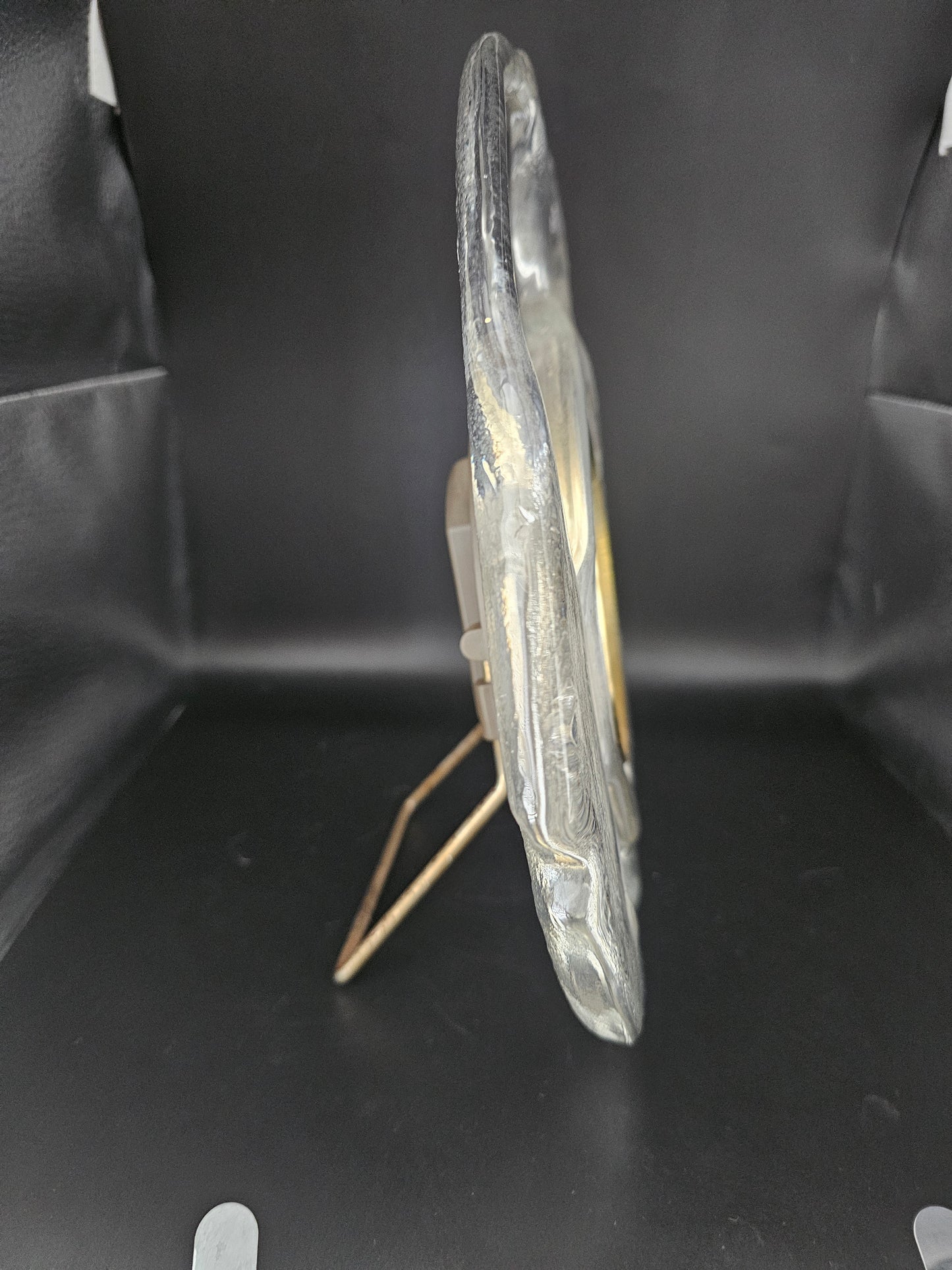Rare Sasaki Japanese Crystal Sunform Fish Quartz Mantle Clock – 1980s Japan – Sculptural Clear Crystal – Fully Working – Vintage Mid-Century Modern Decor