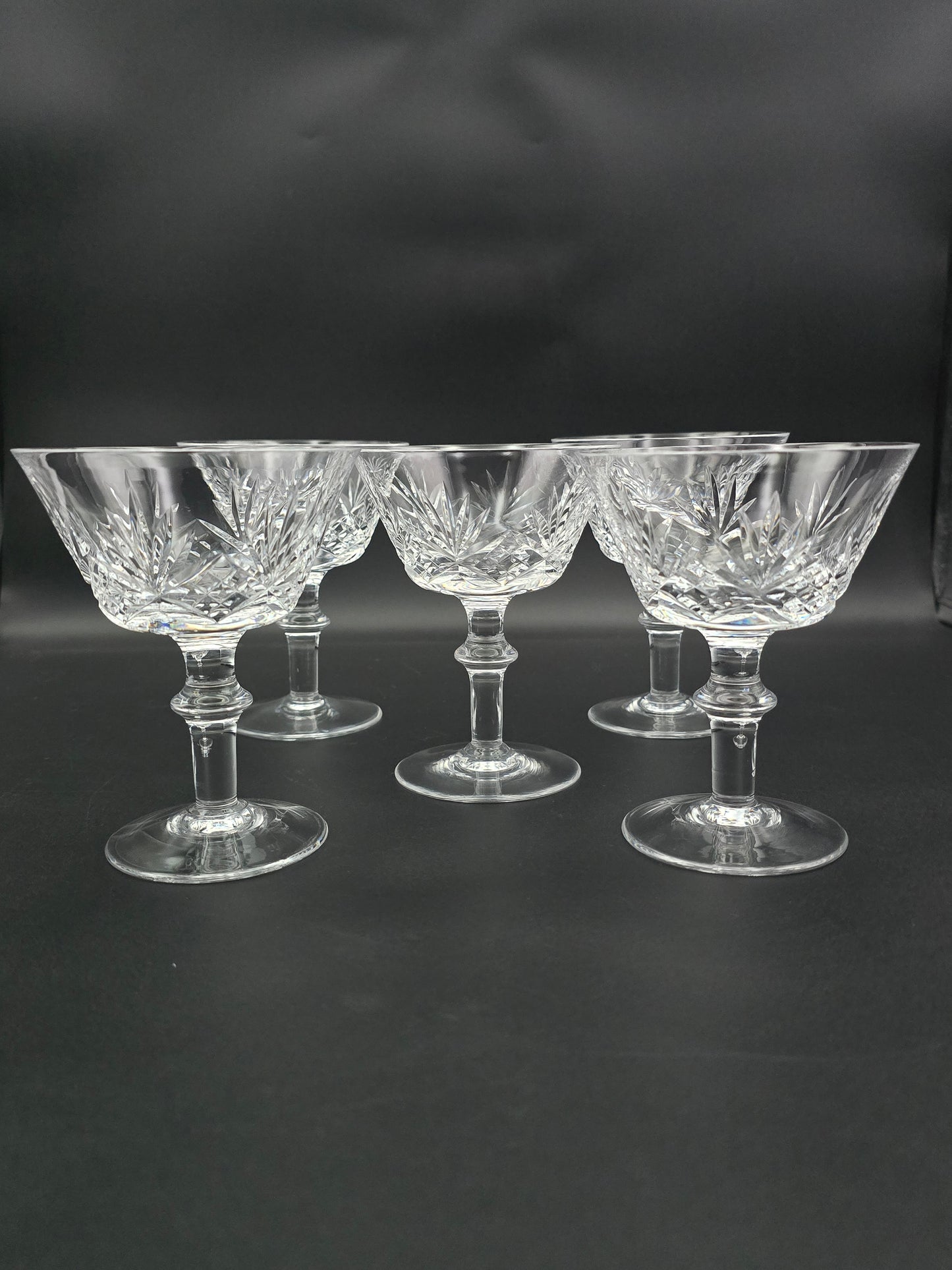 Set of 5 large Crystal champagne coupes. 200ml. 12cm tall
