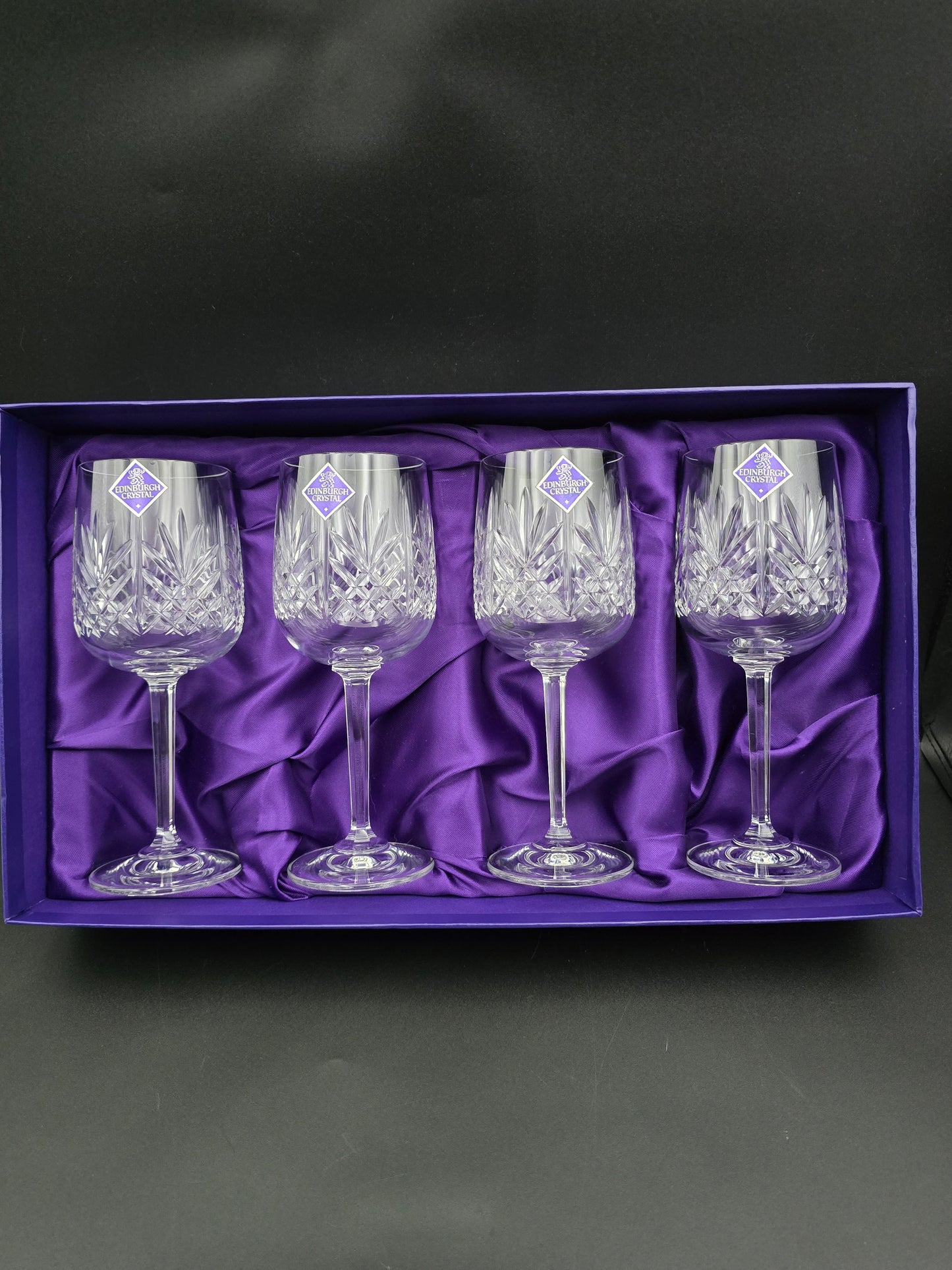 Set of 4 Edinburgh Crystal Wine Glasses 275ml