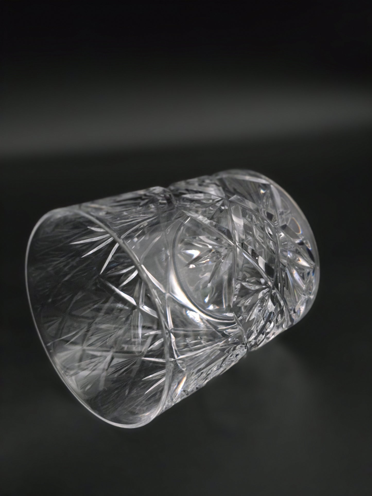 Vintage Heavy-Cut Lead Crystal Tumblers – 10 oz 8.5 cm Tall, Ideal for Whisky, Water or Juice