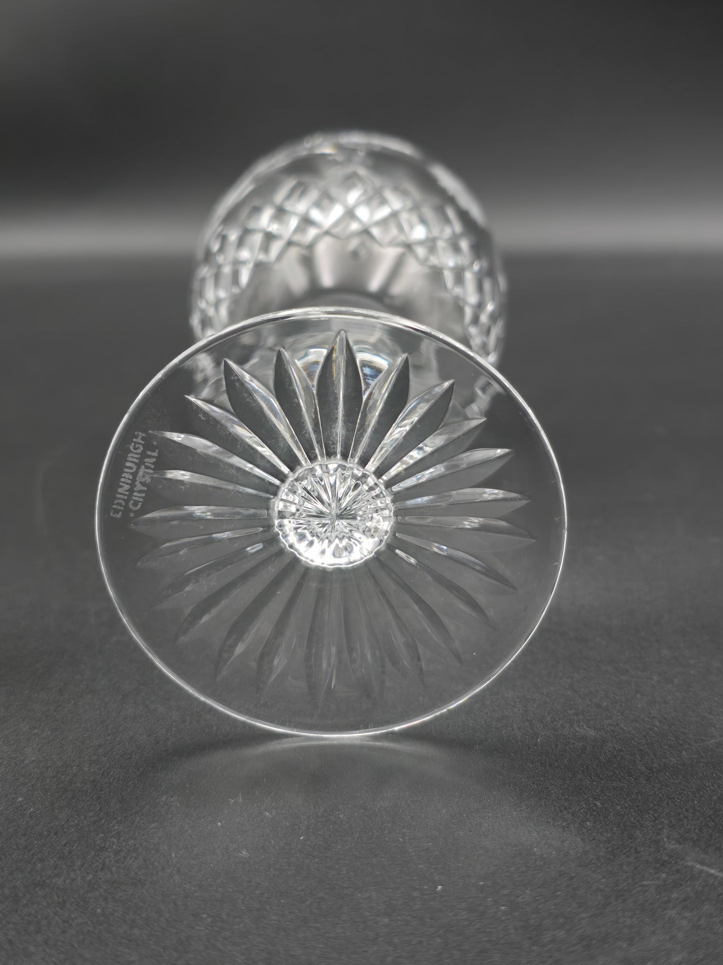 Set of 4 Large Edinburgh Crystal Argyll Pattern Crystal wine glasses 250ml 16.5cm tall