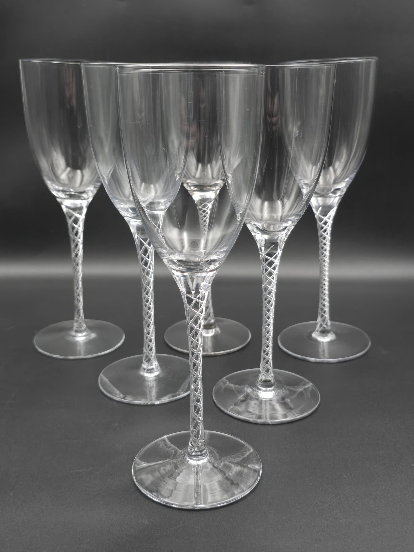 Set of 6 large air twist long stemmed Wine glasses 330ml 23.5cm tall.
