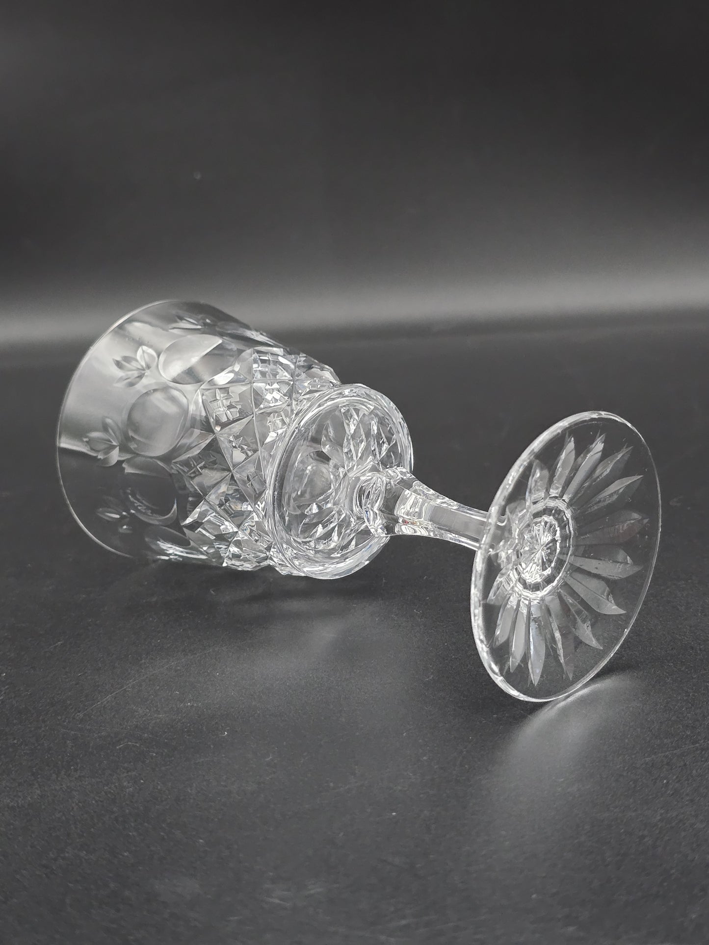 Set of 6 Fine, Hand Cut Crystal Wine Glasses, 175ml Boxed. Brierglass,English.