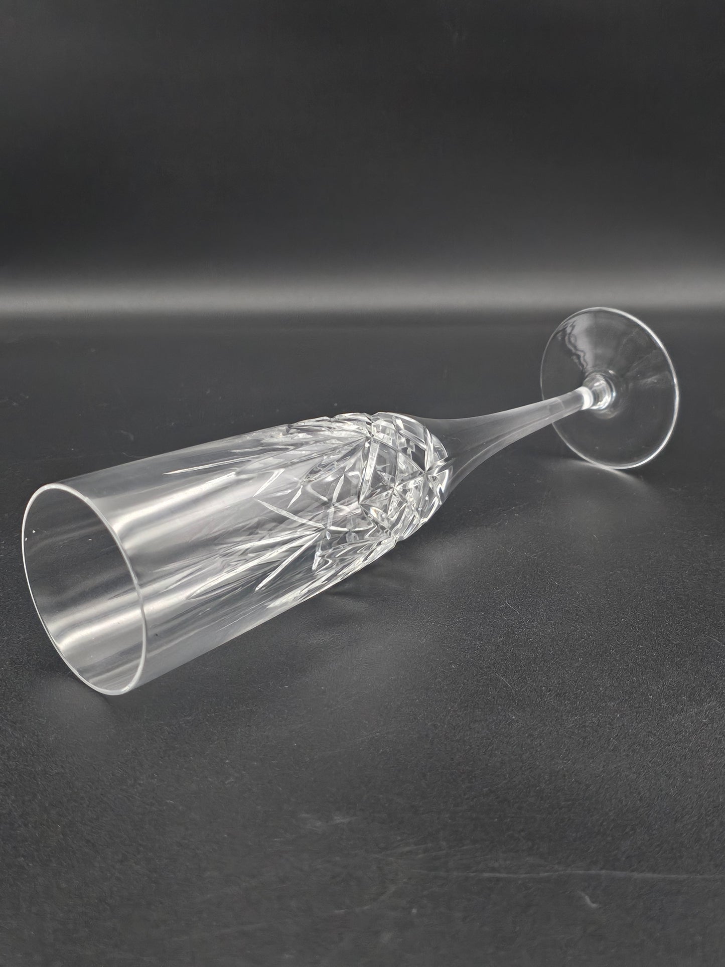 5 Crystal Champagne Flutes 22.5cm tall 150ml