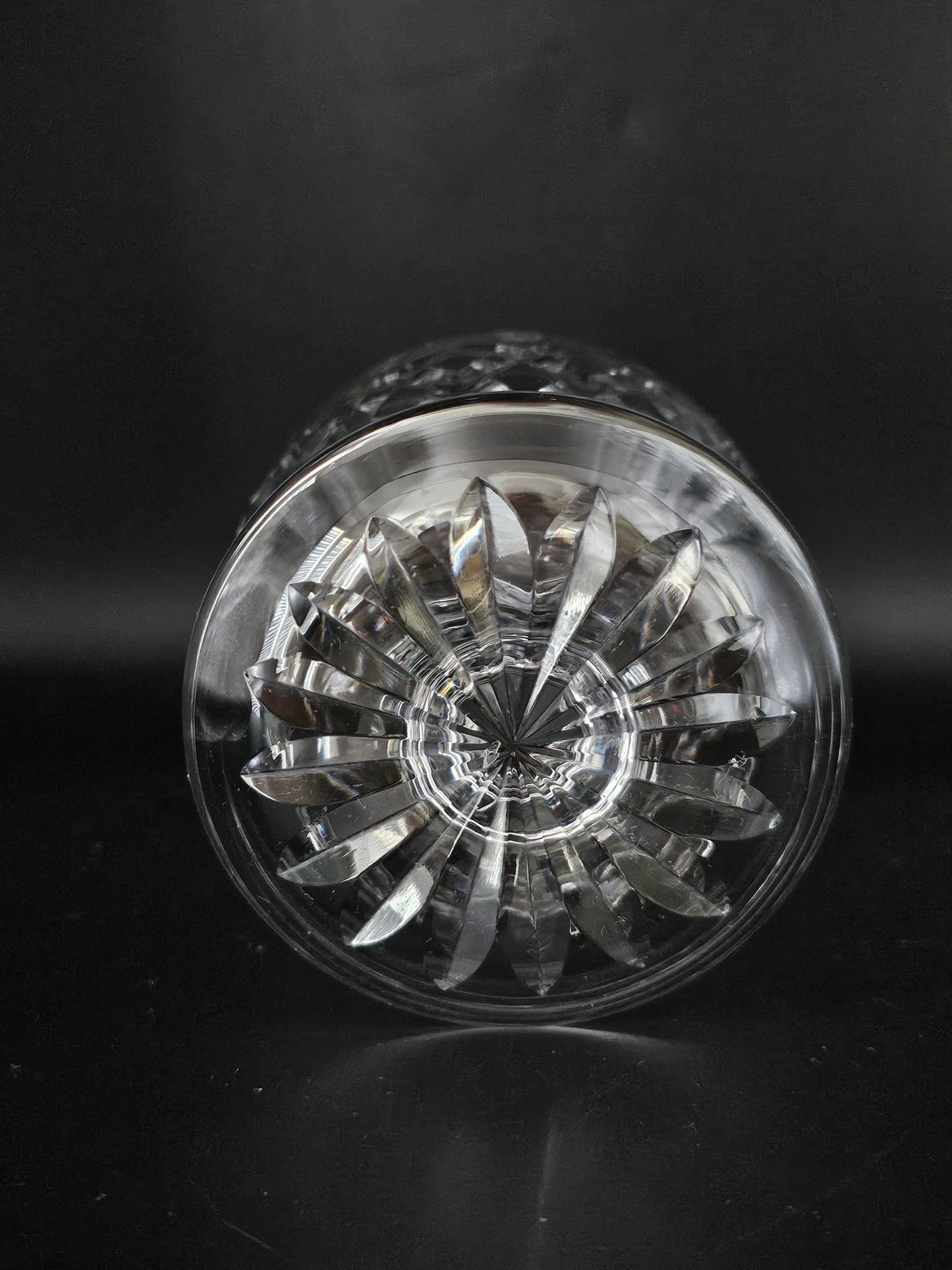 Set of 6 Crystal Dessert or Starter Dishes.