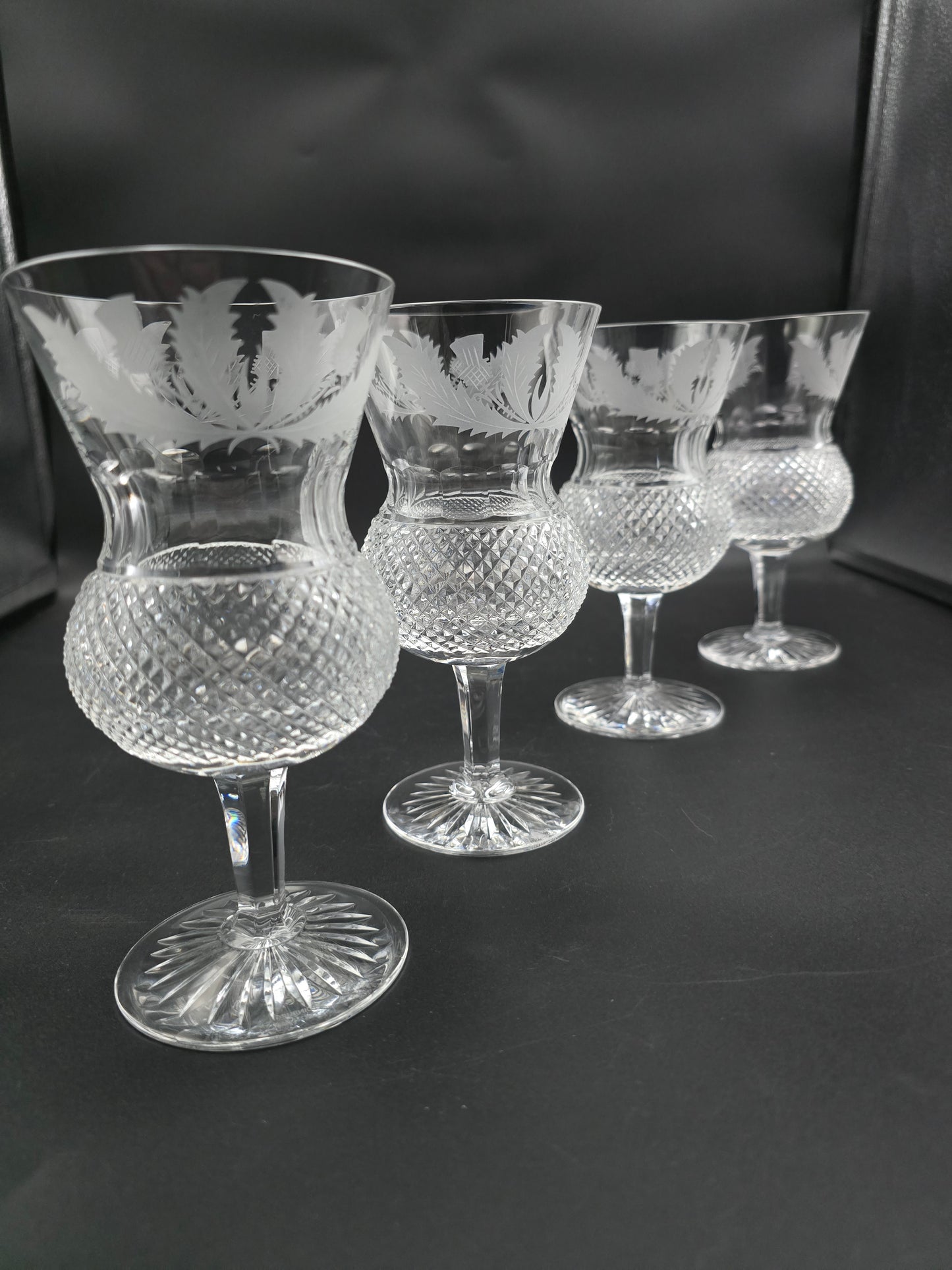 Set of 4 Large Edinburgh Crystal Thistle Crystal wine glasses 275ml 16.5cm tall