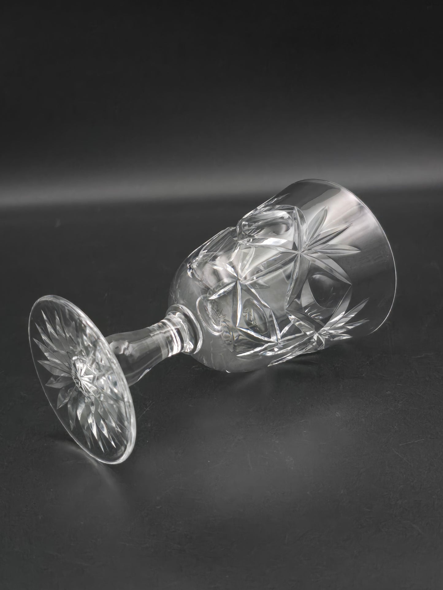 Set of 4* Large Vintage Crystal wine glasses. 250ml