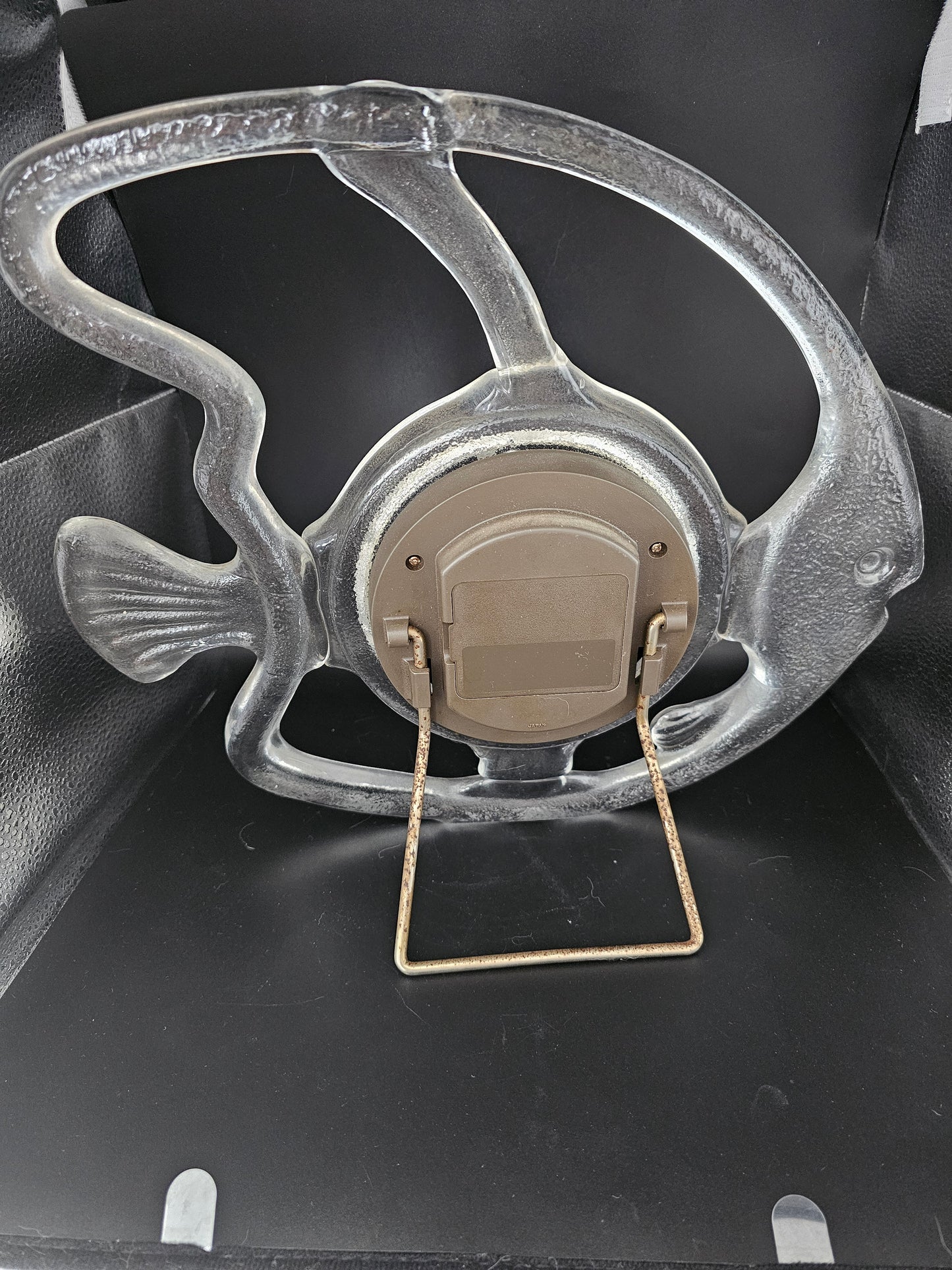Rare Sasaki Japanese Crystal Sunform Fish Quartz Mantle Clock – 1980s Japan – Sculptural Clear Crystal – Fully Working – Vintage Mid-Century Modern Decor