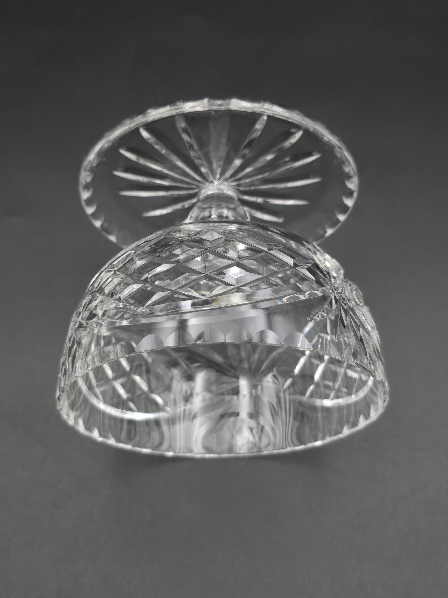 Beautiful vintage set of 6 Lipped Crystal starter or dessert saucer bowls