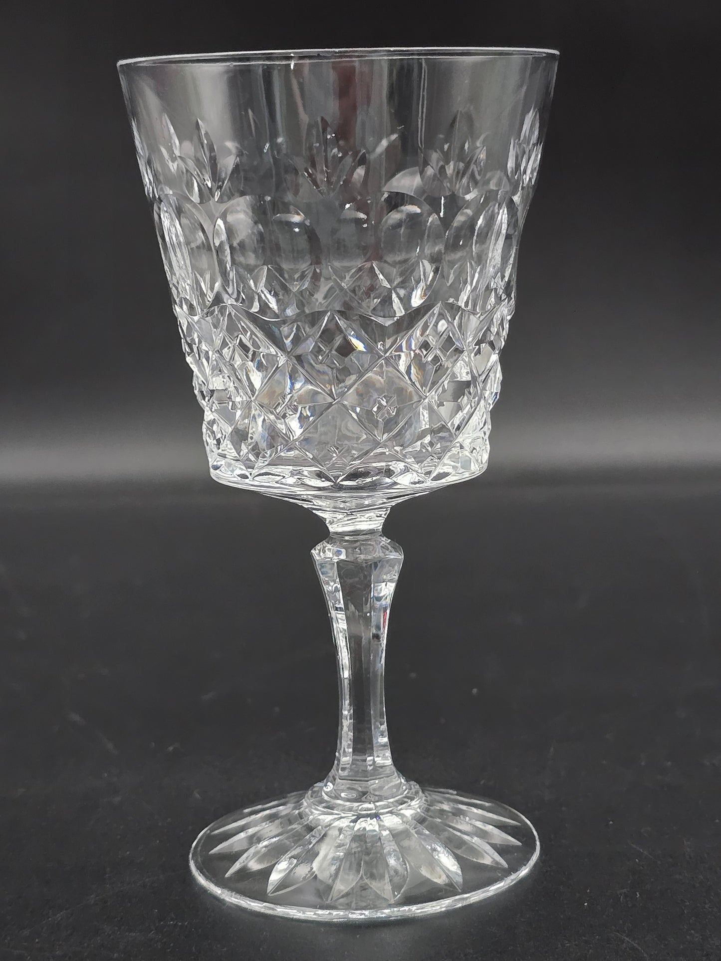 Set of 6 Fine, Hand Cut Crystal Wine Glasses, 175ml Boxed. Brierglass,English.