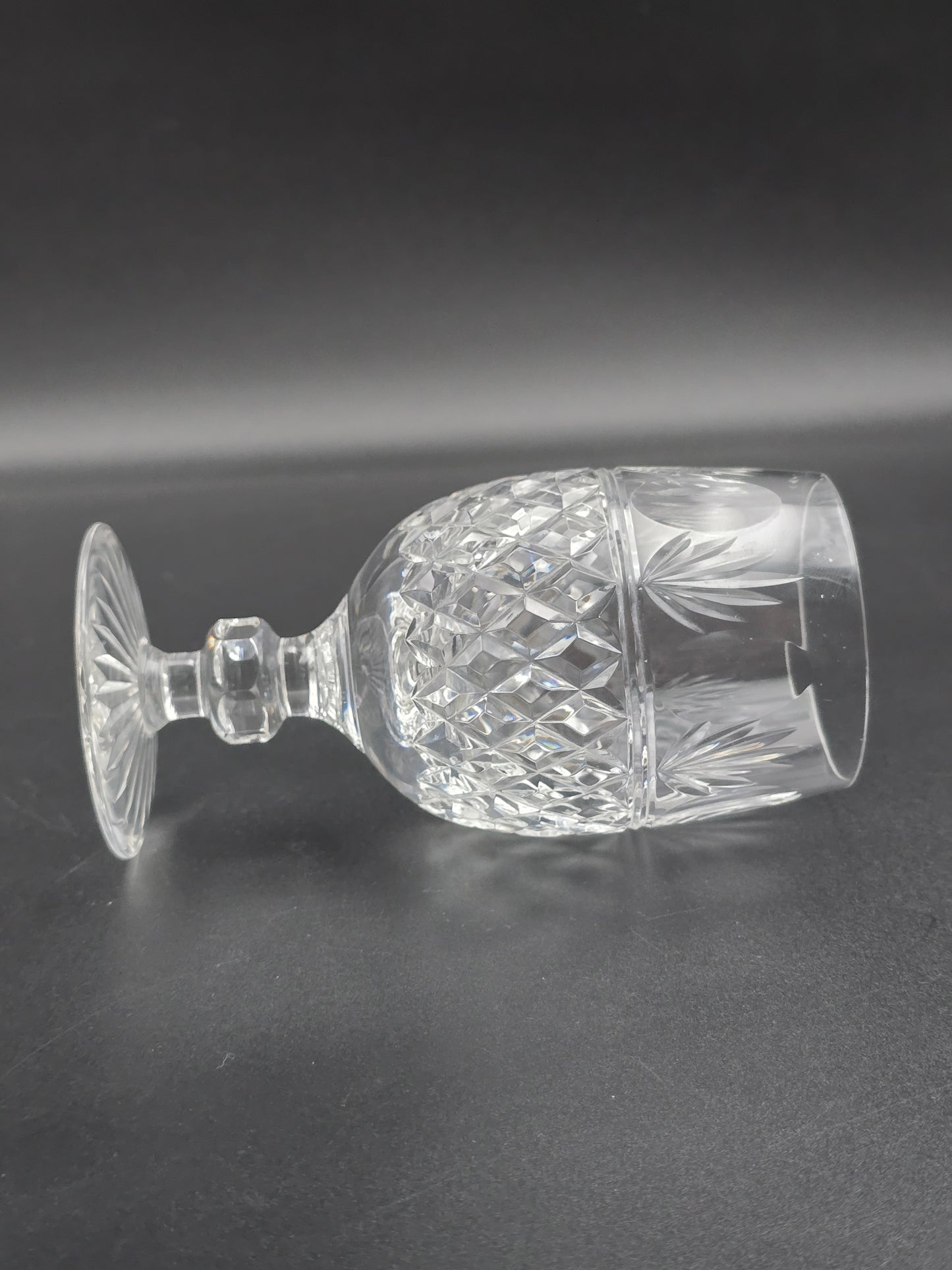 Stuart Crystal Montrose Pattern set of 4 Crystal wine glasses