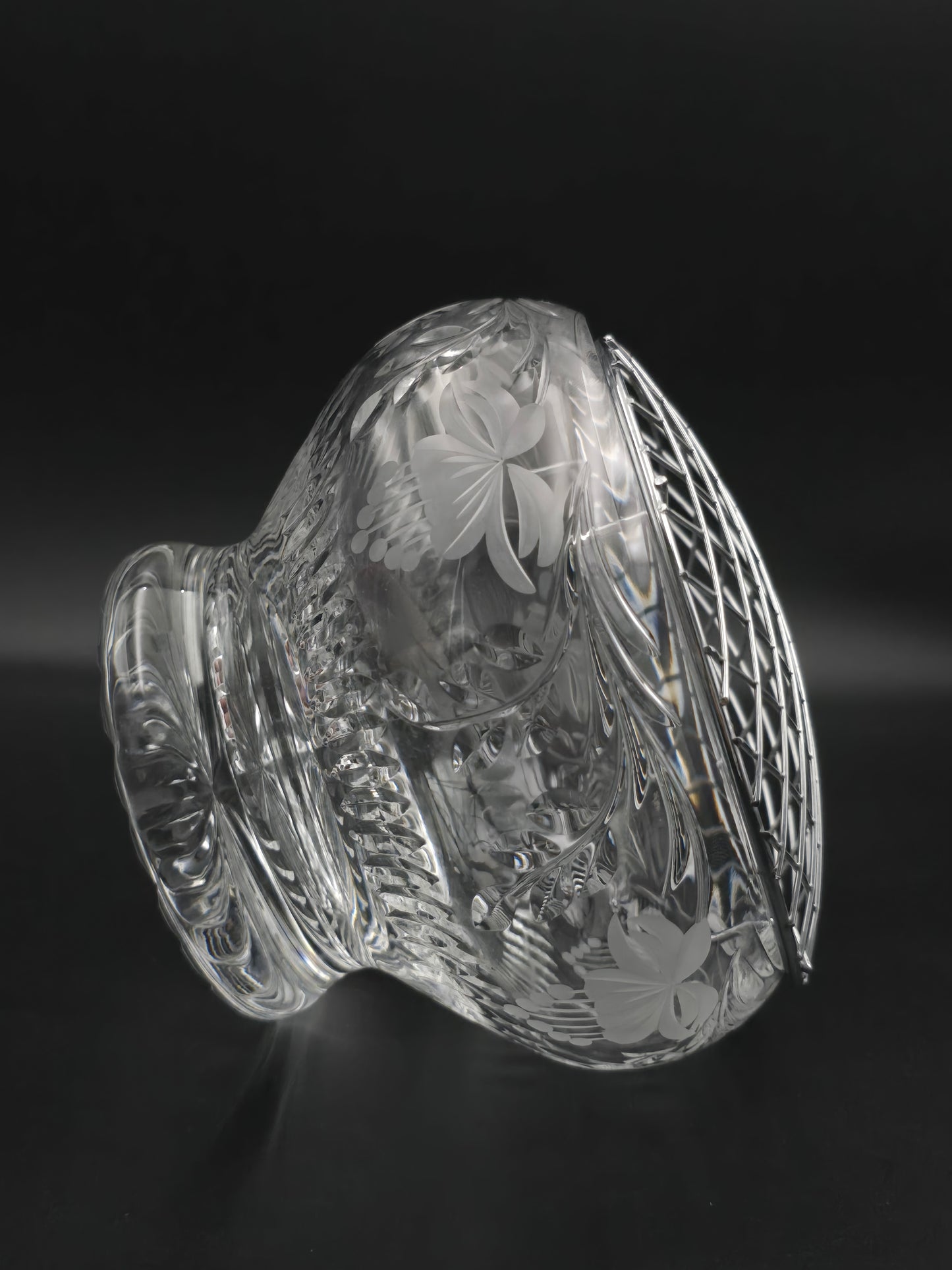 Large Vintage Crystal Footed Rose Bowl – Fuchsia & Fern Cut Design, Star Base, 1.5kg Unmarked, Stuart/Royal Brierley Style