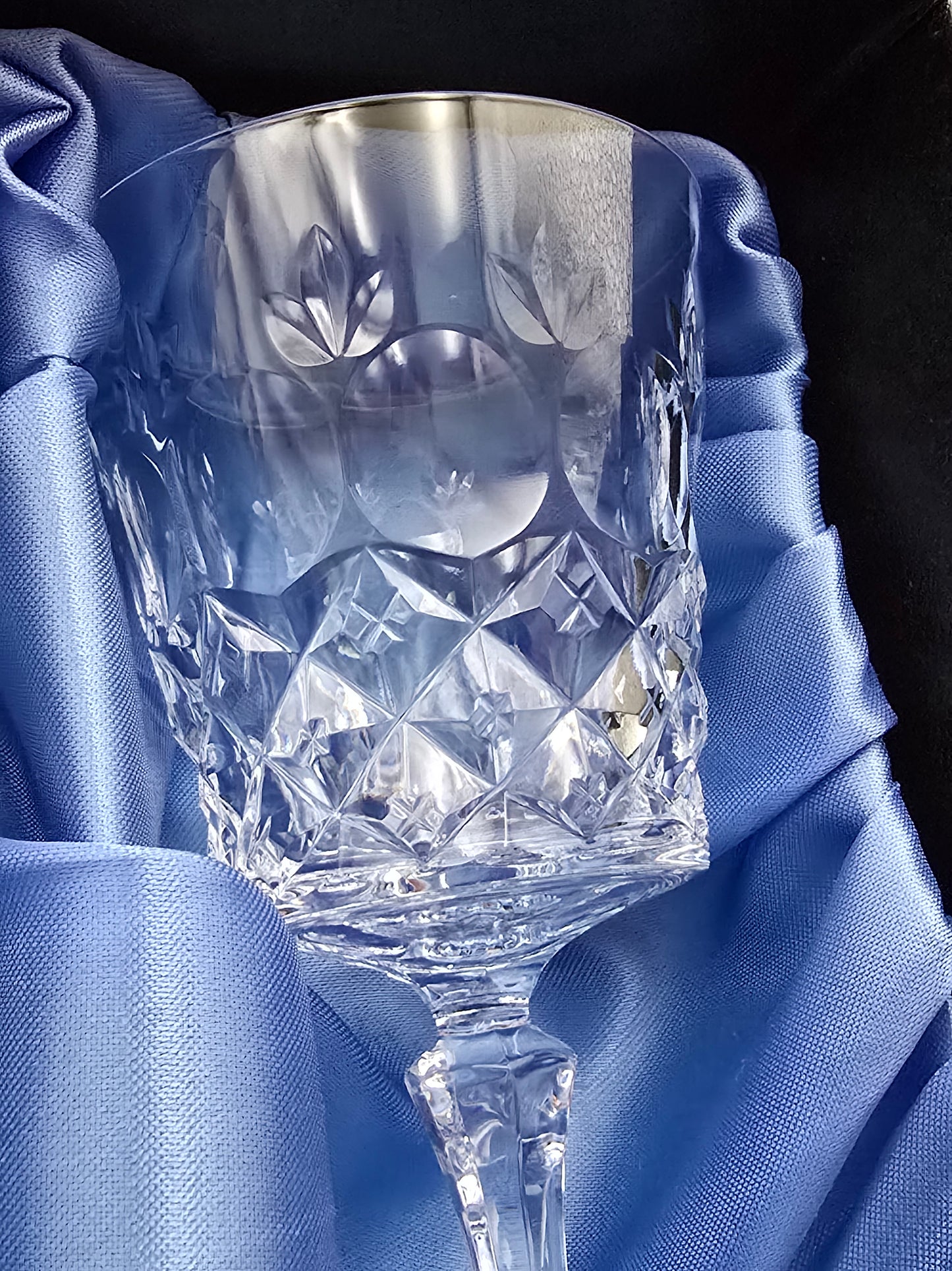 Set of 6 Fine, Hand Cut Crystal Wine Glasses, 175ml Boxed. Brierglass,English.