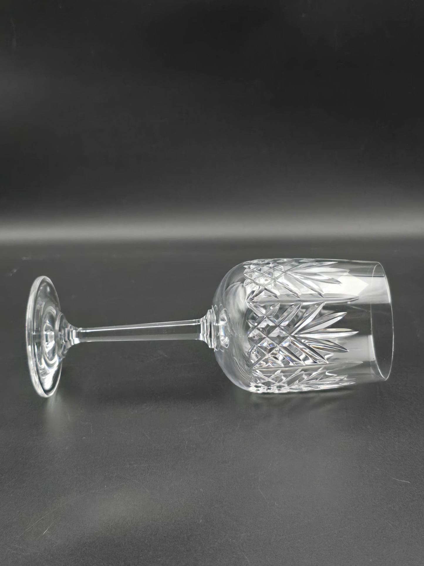 Set of 4 Edinburgh Crystal Wine Glasses 275ml