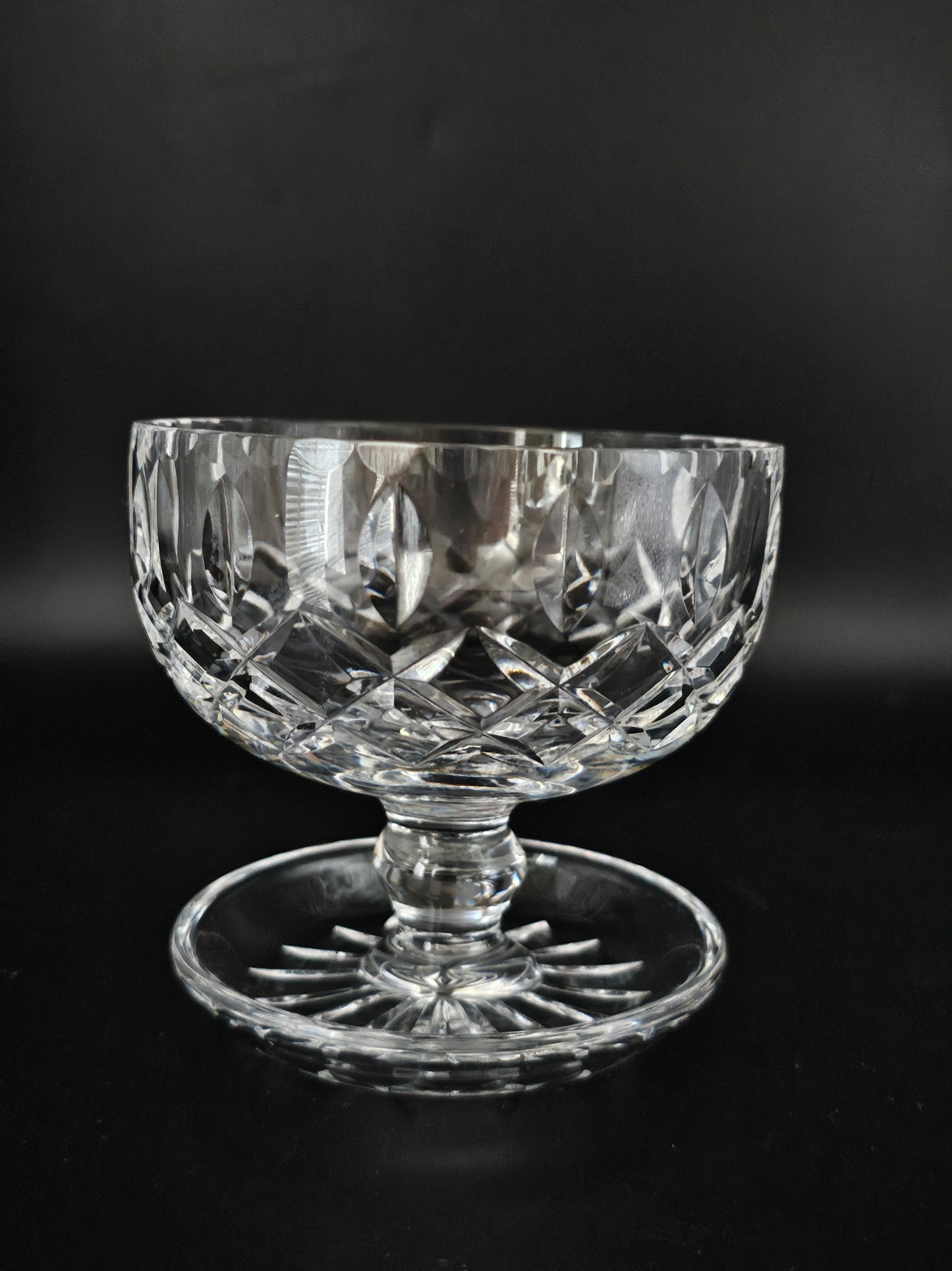 Set of 6 Crystal Dessert or Starter Dishes.