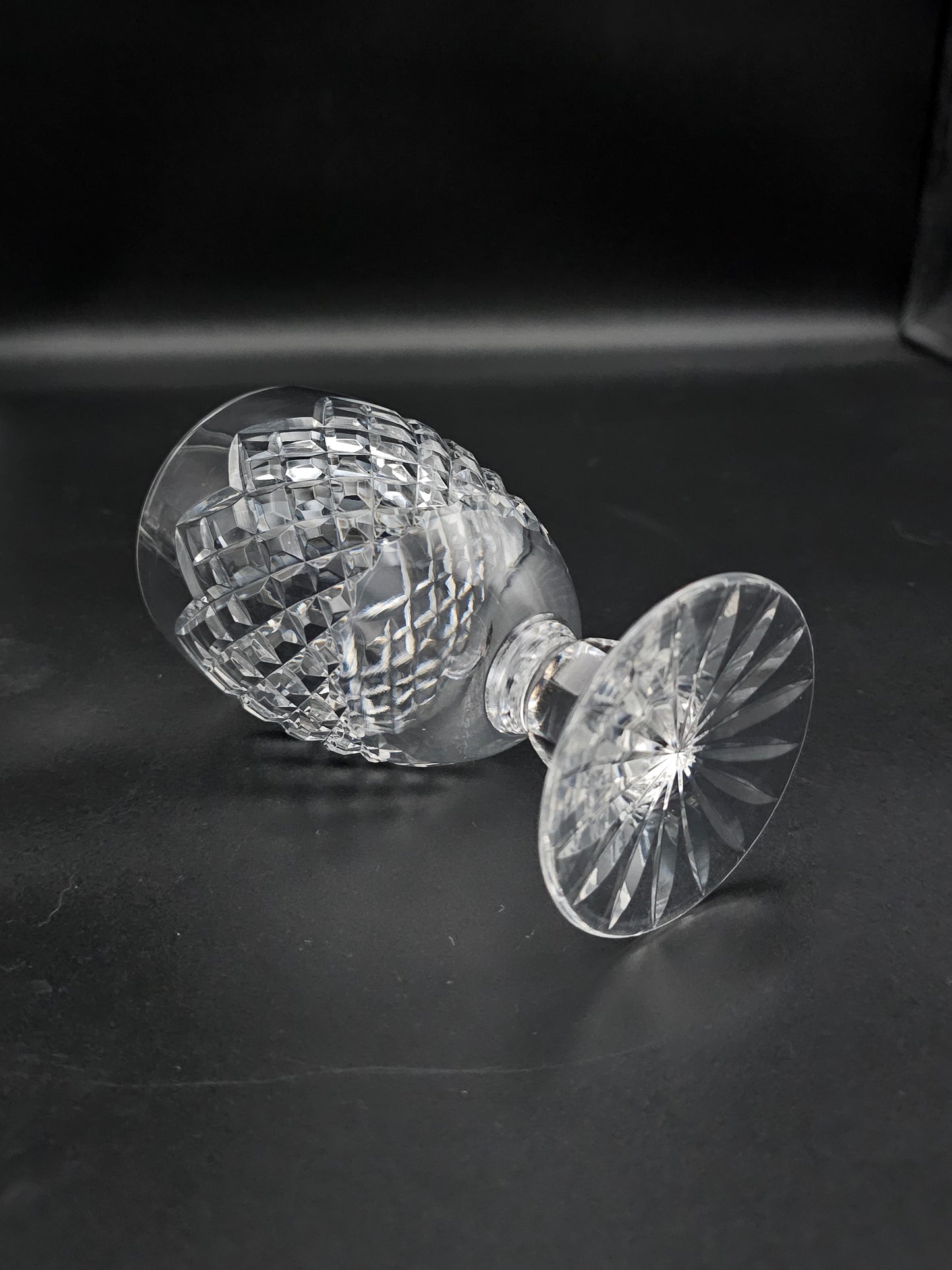 Set of 6 Beautiful cut Crystal wine goblets Tyrone Crystal Sperrins Pattern 175ml