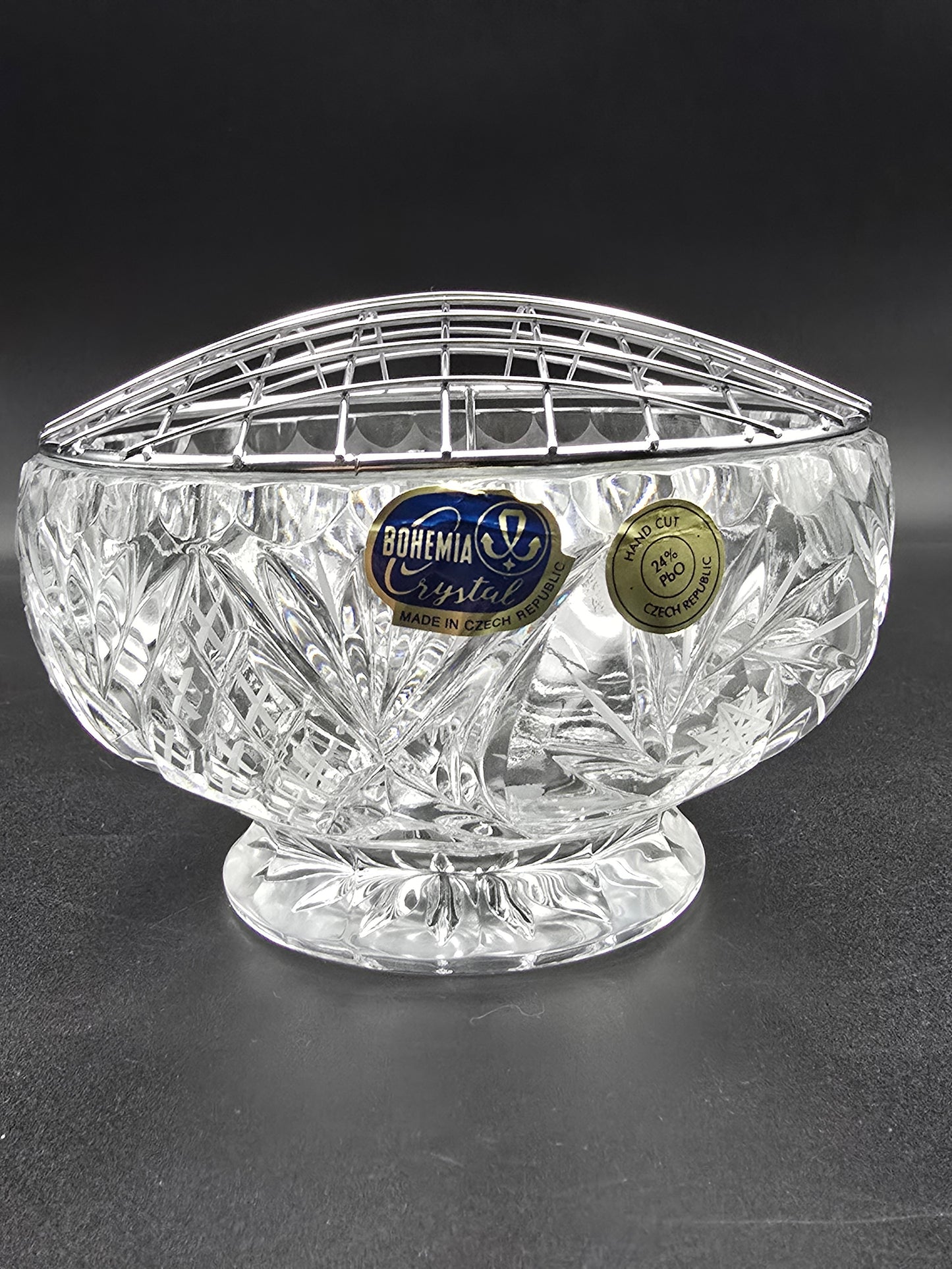 Bohemian Crystal Rose Bowl in Original Box – 6″ (15 cm) Hand‑Cut Lead Crystal, Footed Posy Bowl, Vintage Czech Glassware