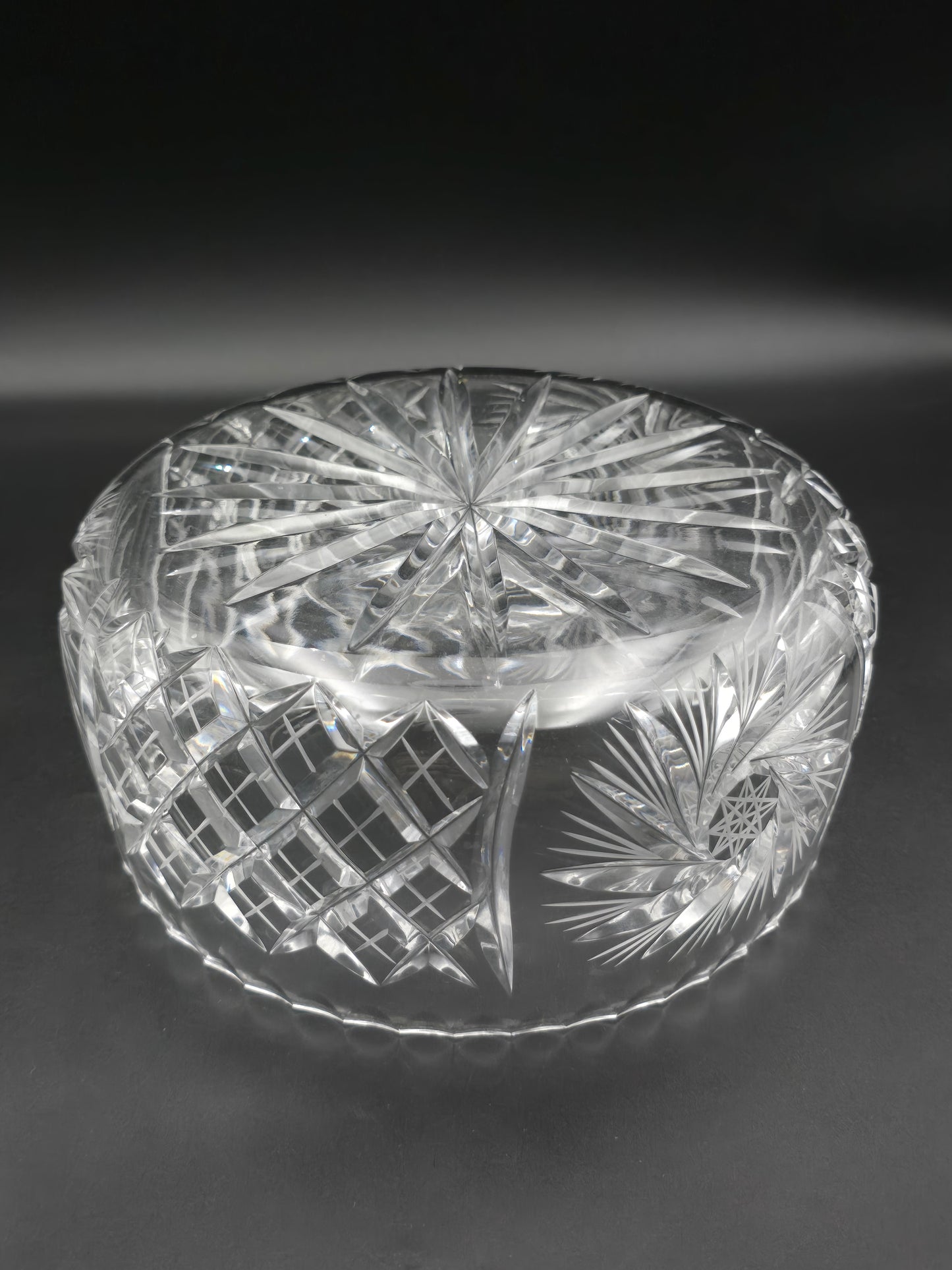 Bohemia 8-Inch Hand-Cut Lead Crystal Fruit Bowl | Pinwheel Pattern | Star Base | Boxed | Made in Czech Republic | Heavy Crystal