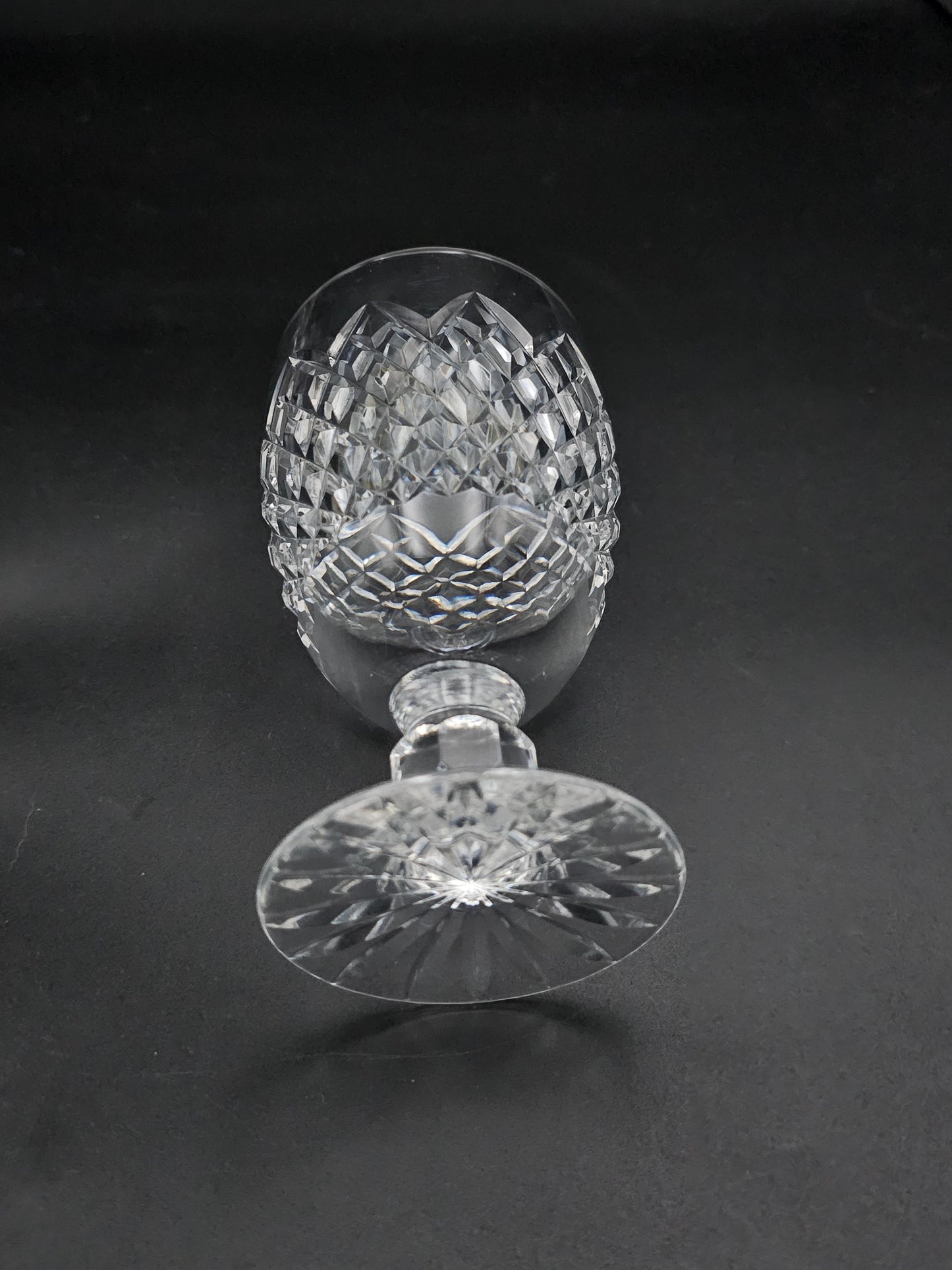 Set of 6 Beautiful cut Crystal wine goblets Tyrone Crystal Sperrins Pattern 175ml