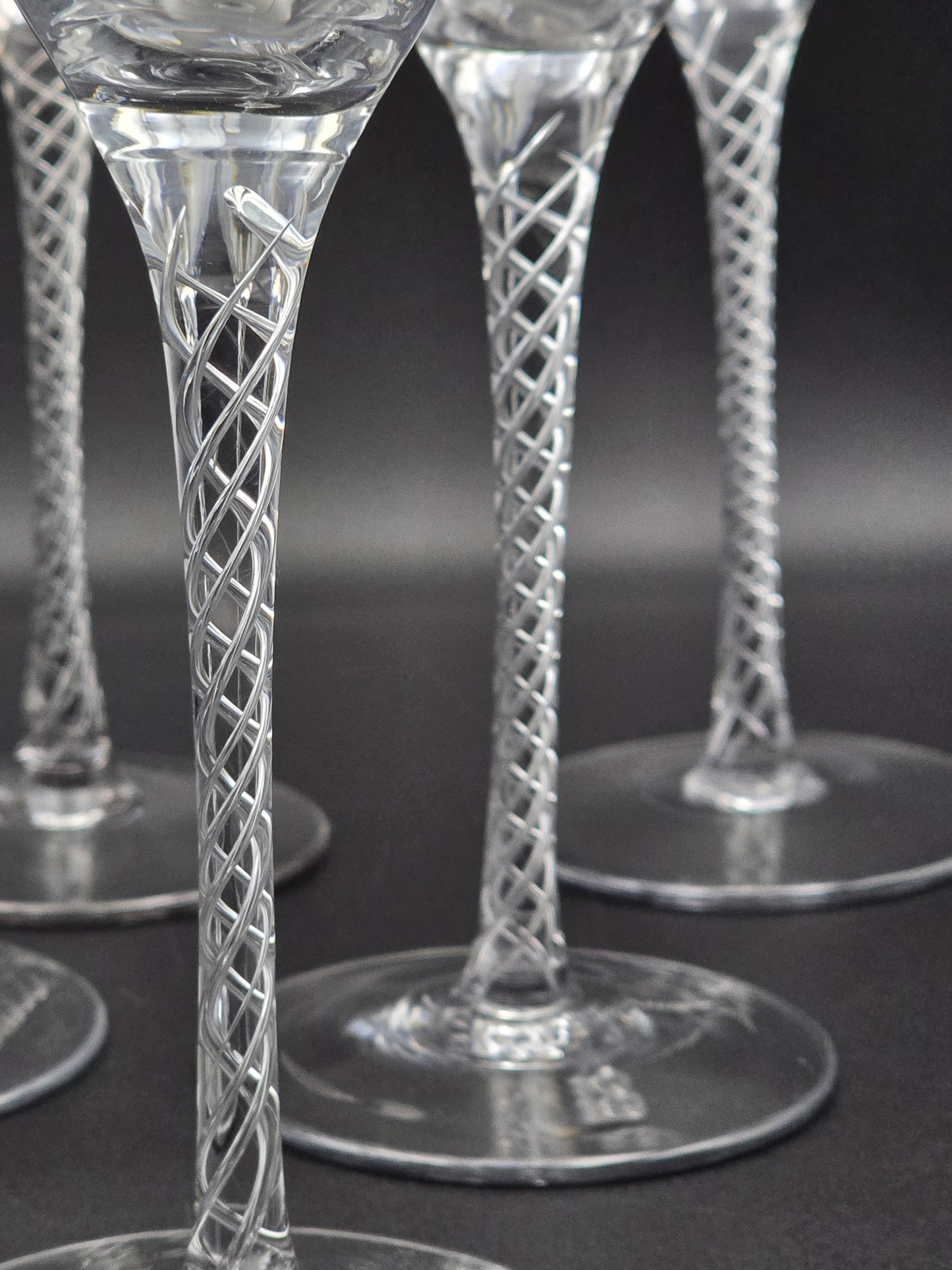 Set of 6 large air twist long stemmed Wine glasses 330ml 23.5cm tall.