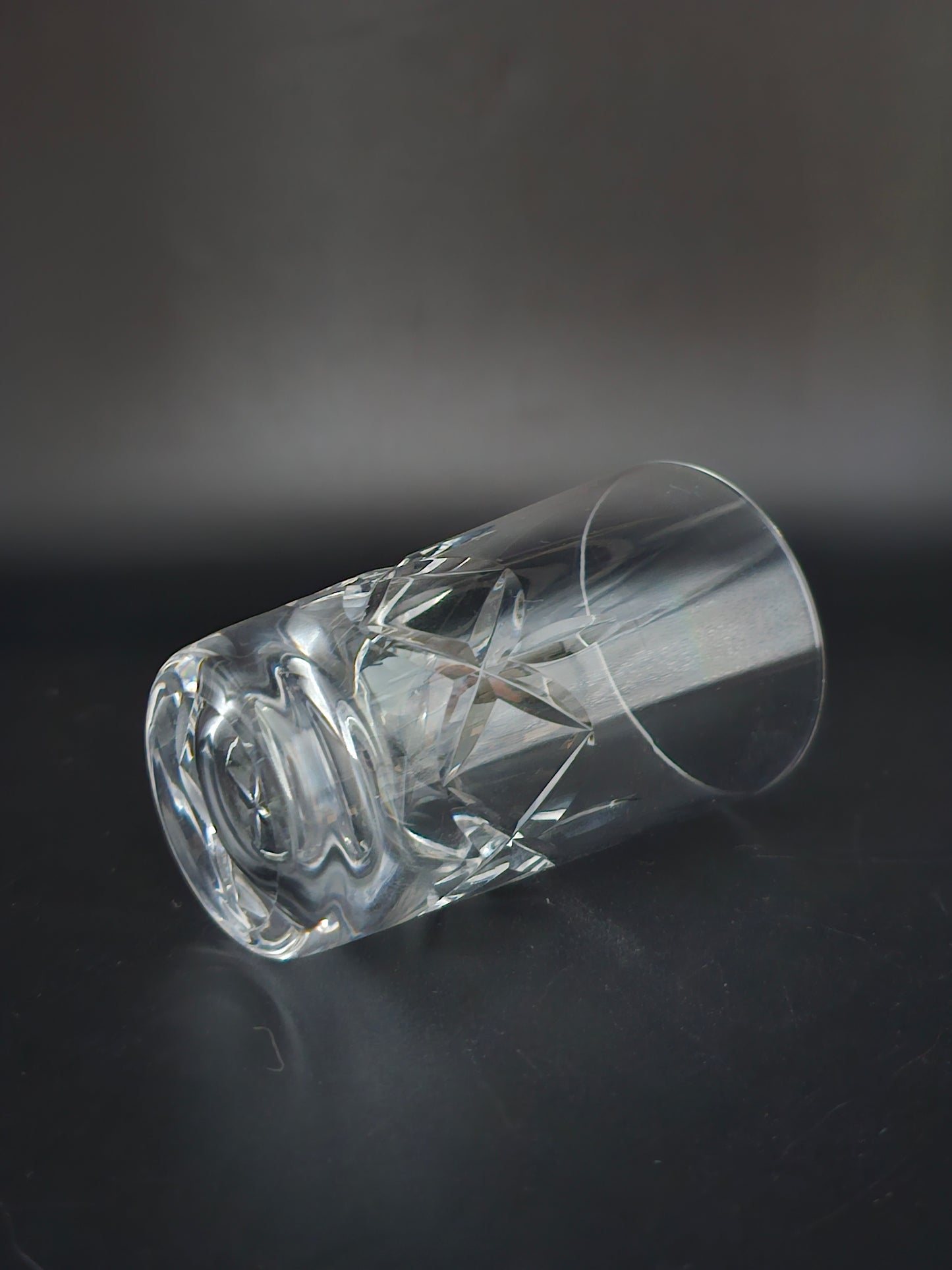 Set of 4 Stuart Crystal Glengarry Pattern Liquer glasses. Ideal for Baileys. 150ml.