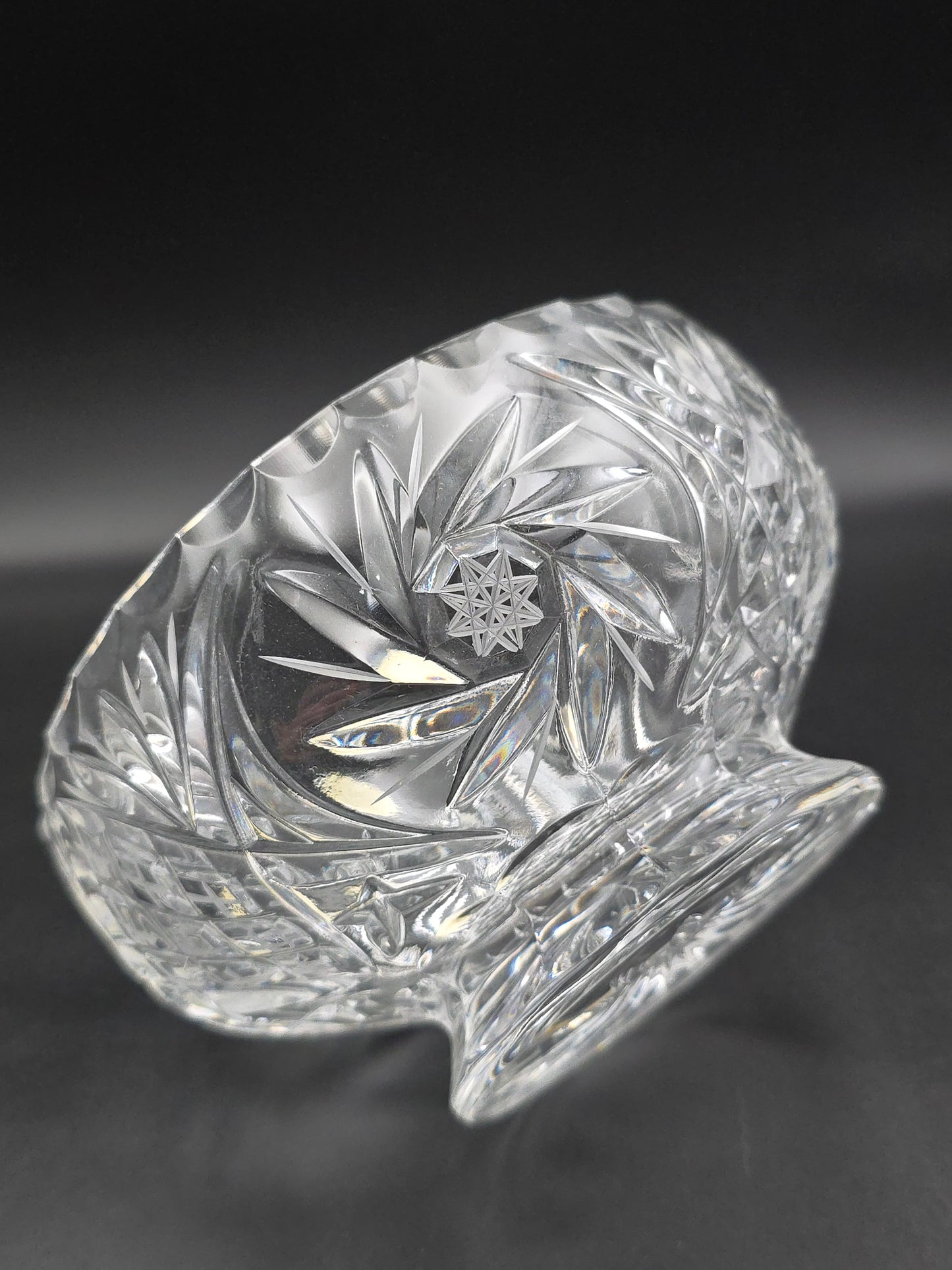 Bohemian Crystal Rose Bowl in Original Box – 6″ (15 cm) Hand‑Cut Lead Crystal, Footed Posy Bowl, Vintage Czech Glassware