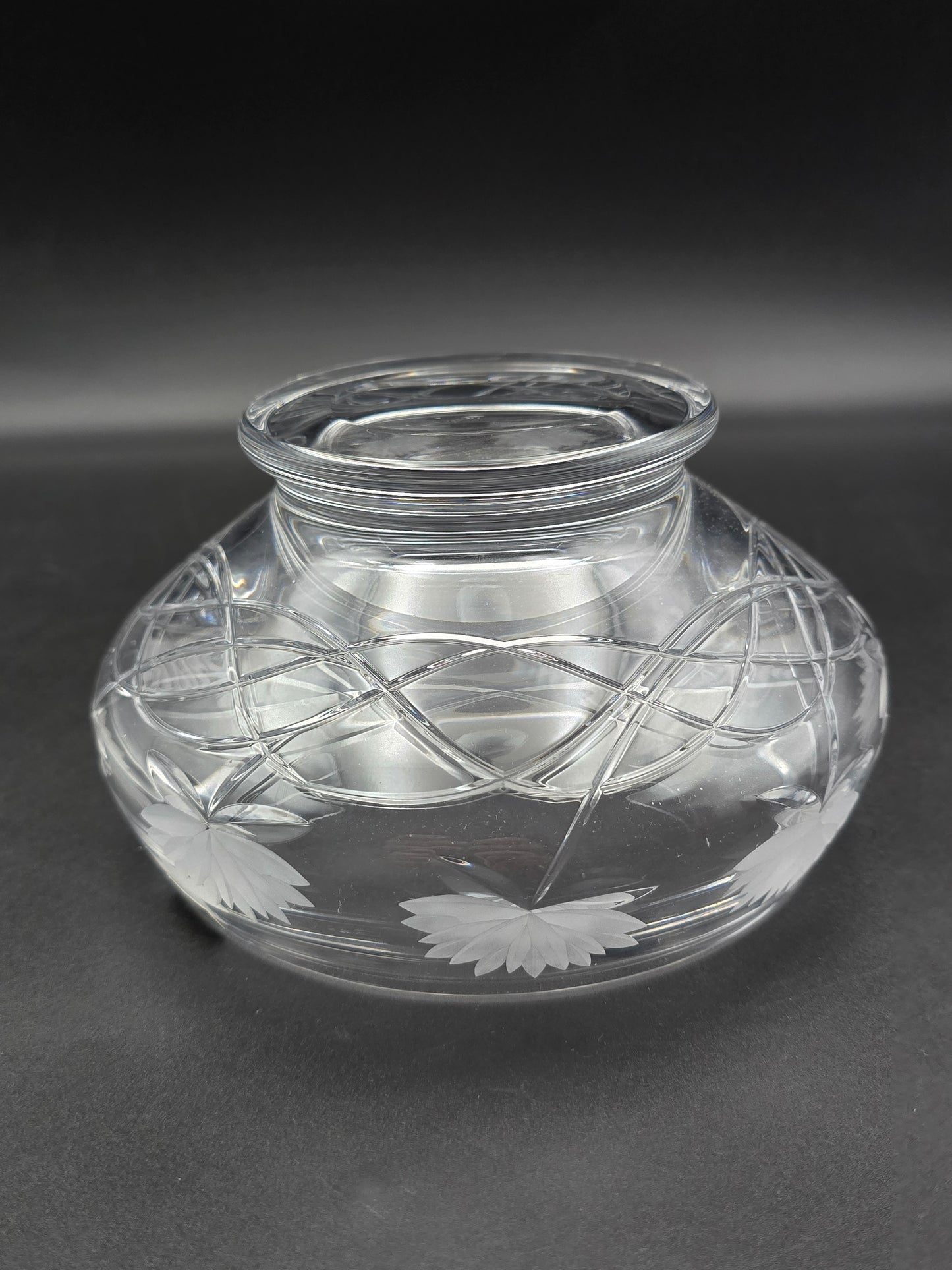 Thomas Webb Crystal Rosebud Bowl with Water Lily Etch – 7″ (18 cm) Footed Posy Rose Bowl, Signed English Lead Crystal Vintage