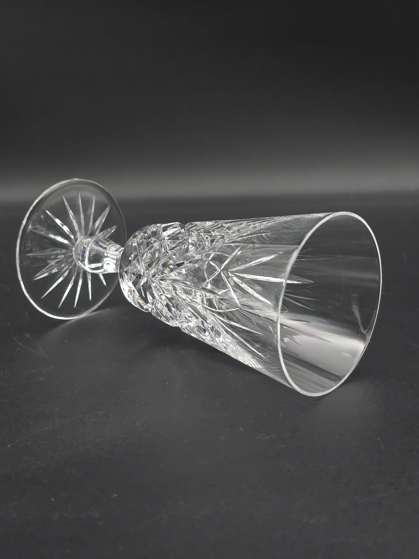 Set of 5 Small short stemmed Champagne Flutes. 150ml